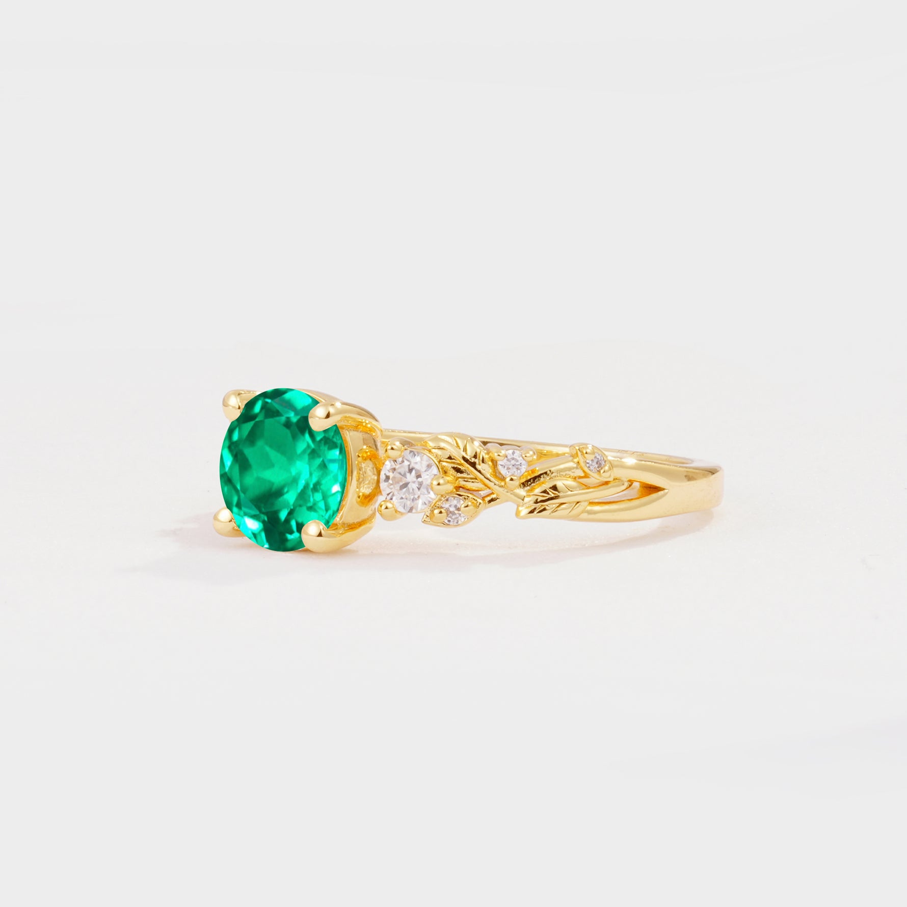 SR08759 Emerald Ring - White-Gold