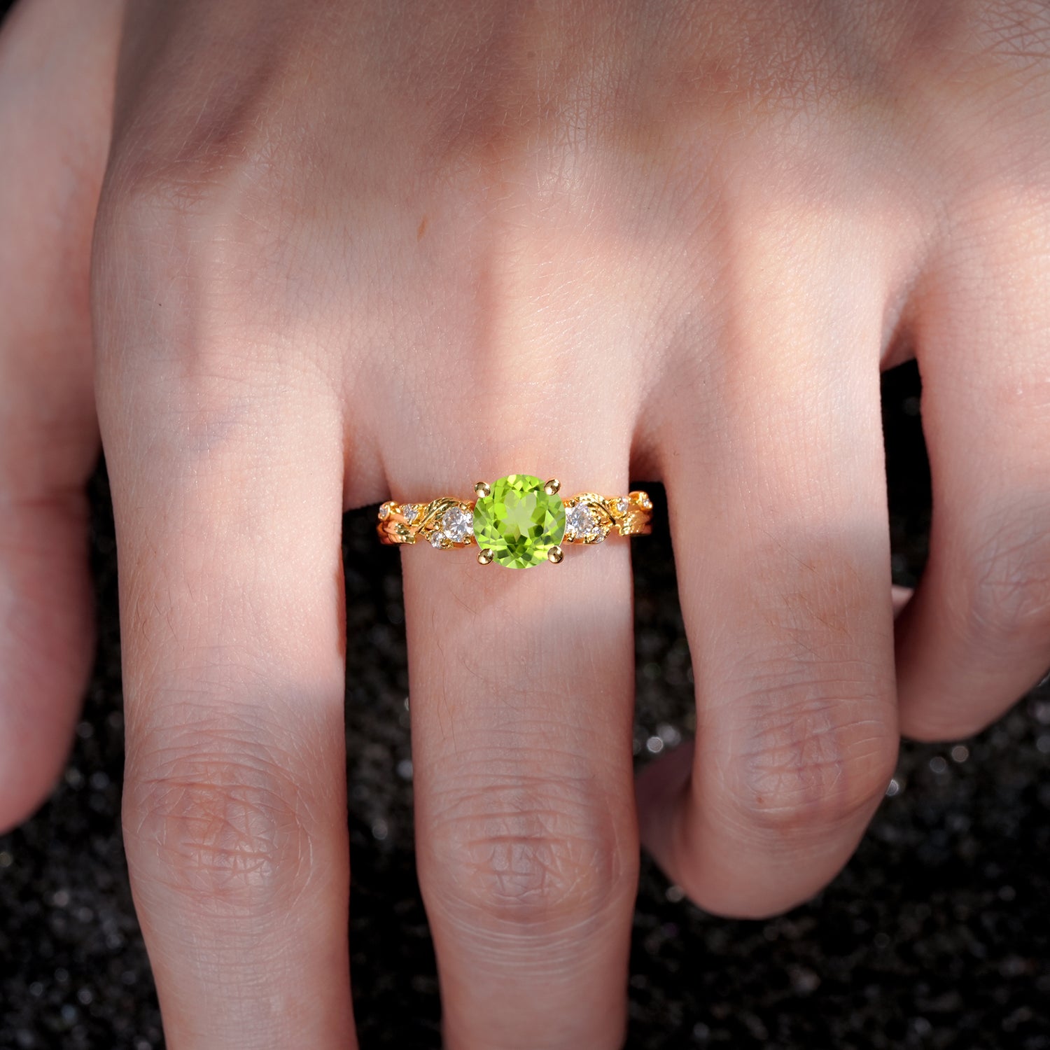 SR08759 Peridot Ring - Rose-Gold