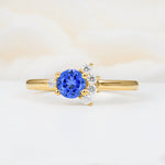 SR08791 Sapphire Ring - Yellow-Gold