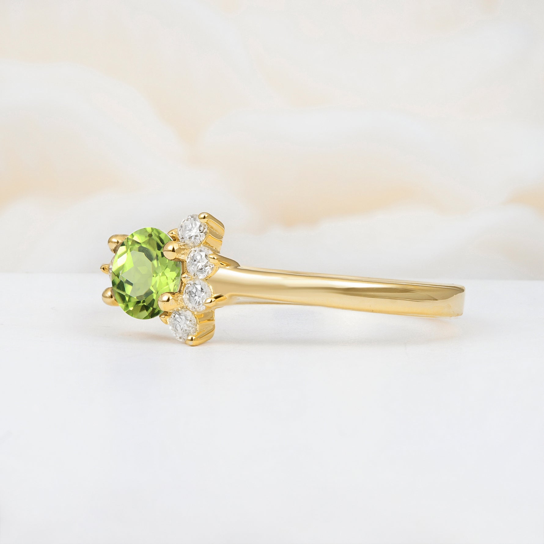 SR08791 Peridot Ring - Additional view