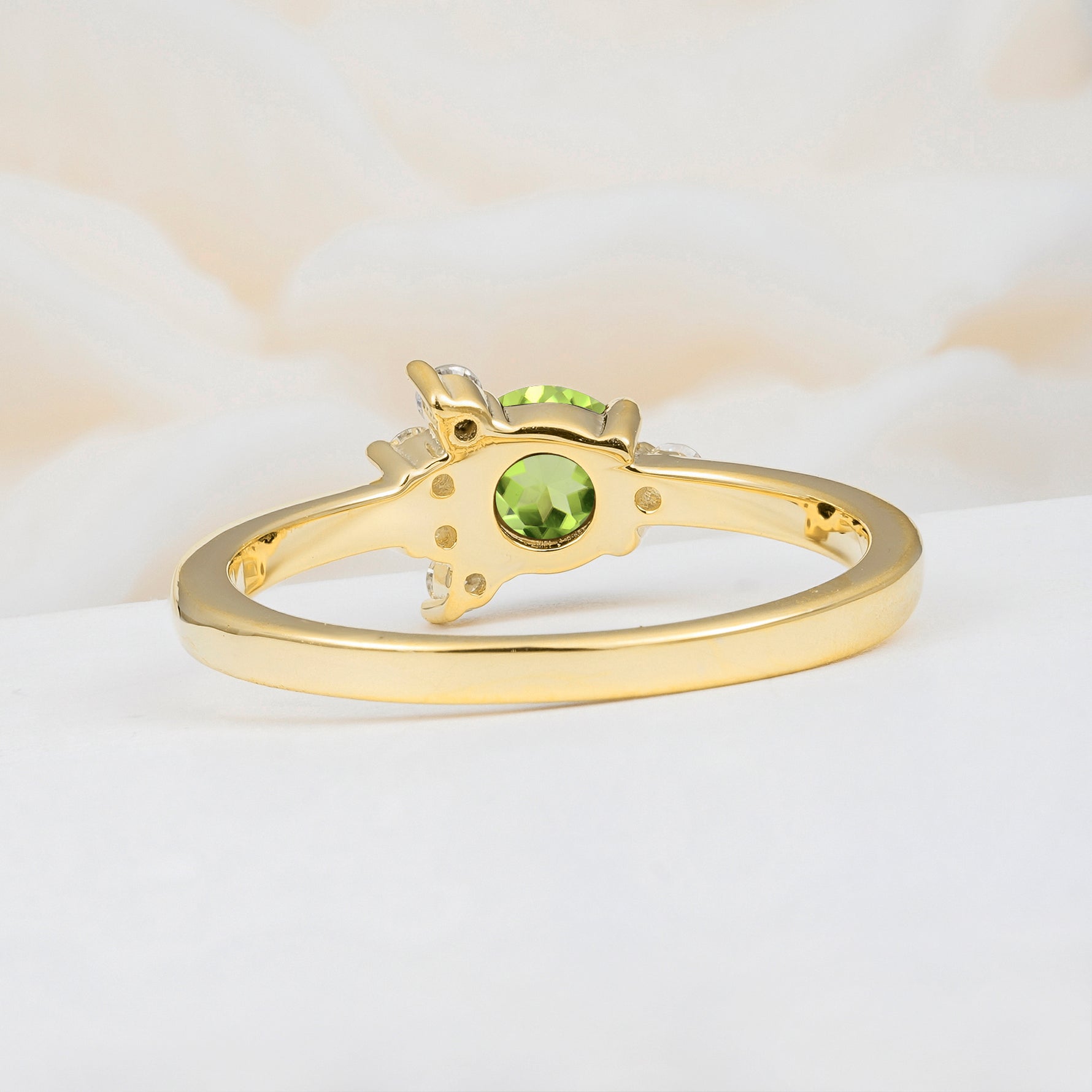 SR08791 Peridot Ring - Additional view