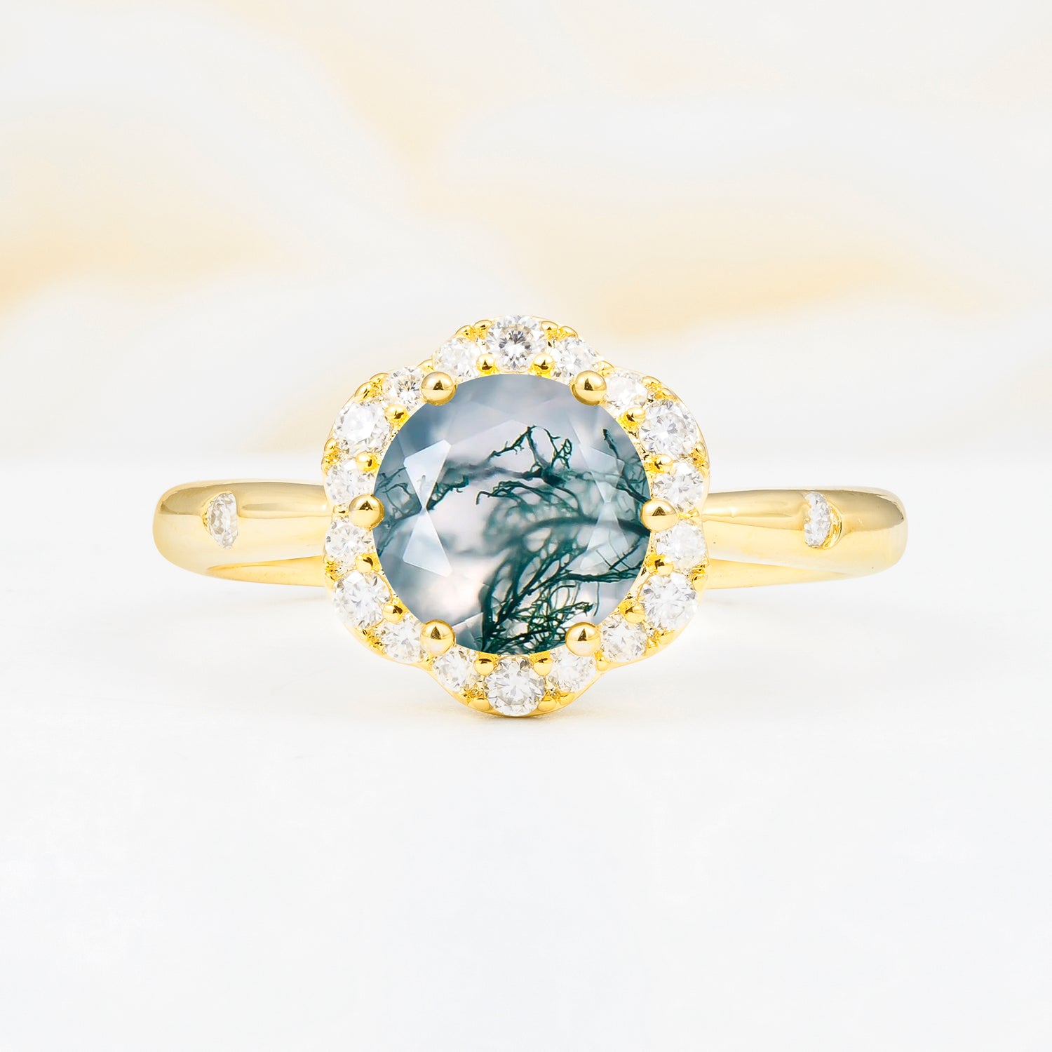 Vintage Scalloped Round Moss Agate Halo Ring for her