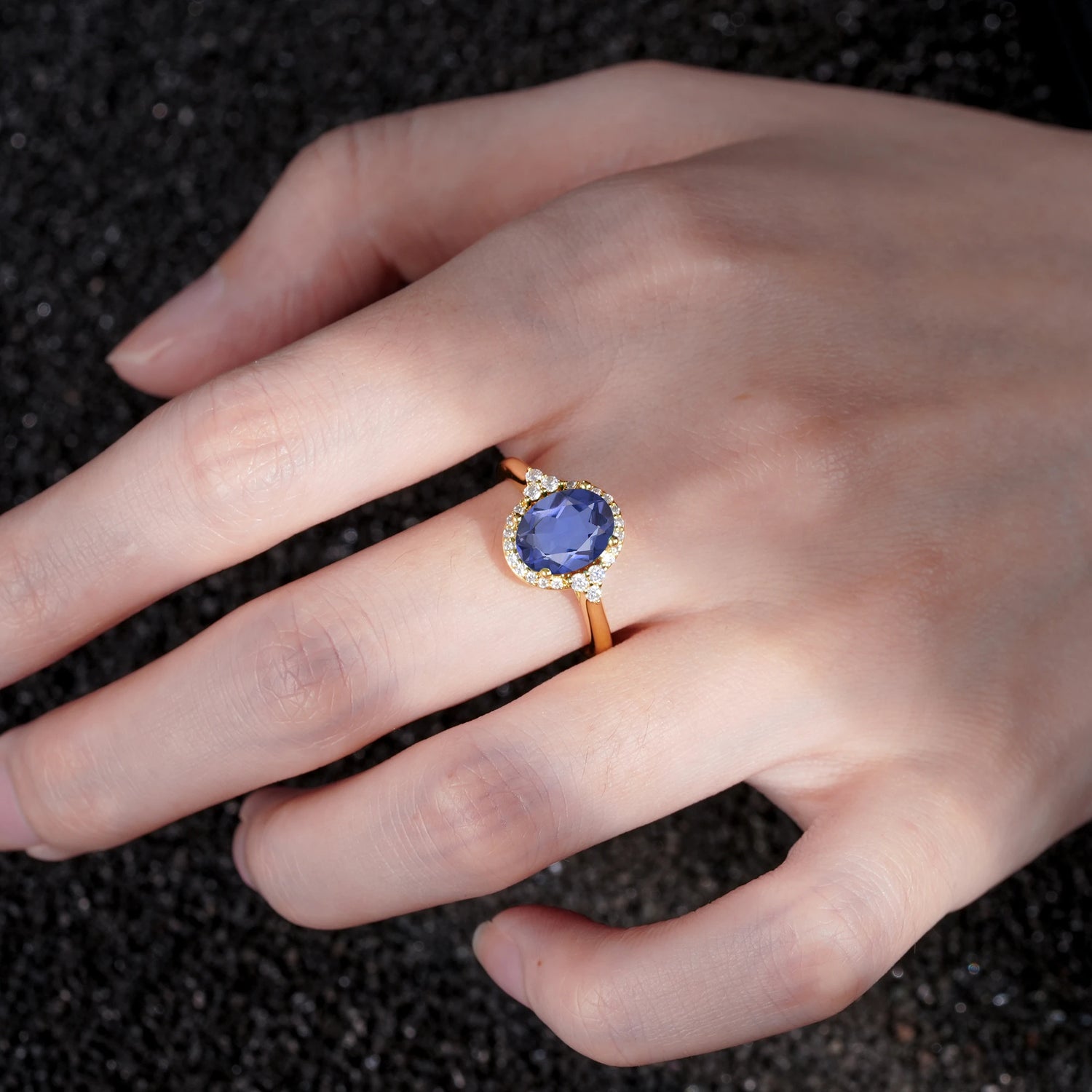 Romantic Oval Cut Full Halo Tanzanite Engagement Ring