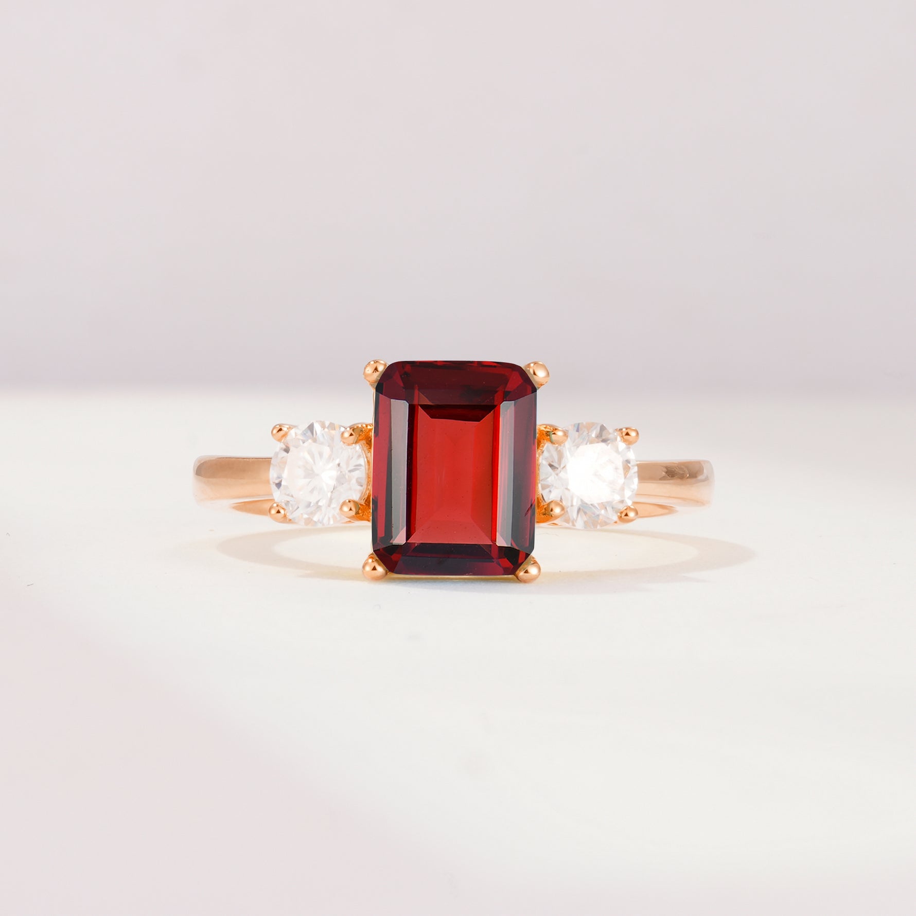 SR09241 Garnet Ring - Additional view