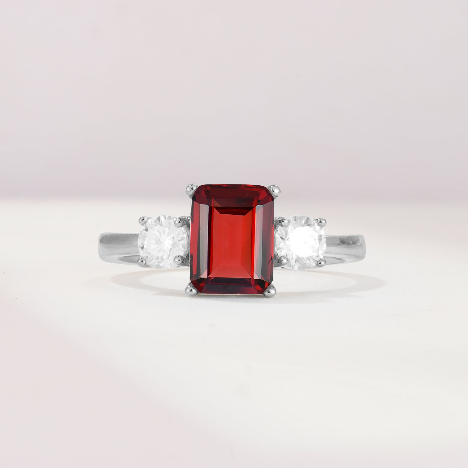 SR09241 Garnet Ring - Additional view
