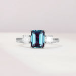 SR09241 Alexandrite Ring - Additional view