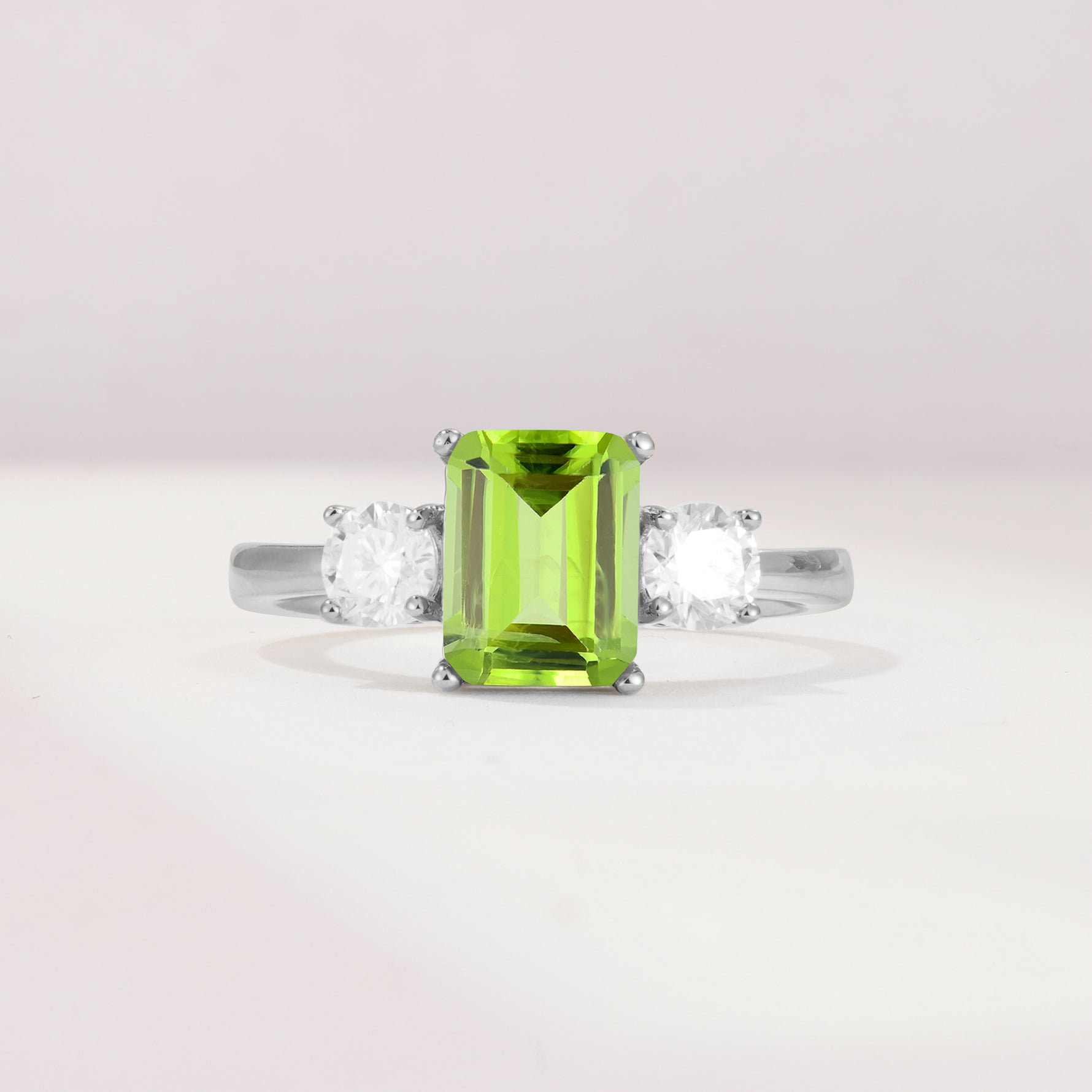 SR09241 Peridot Ring - Additional view