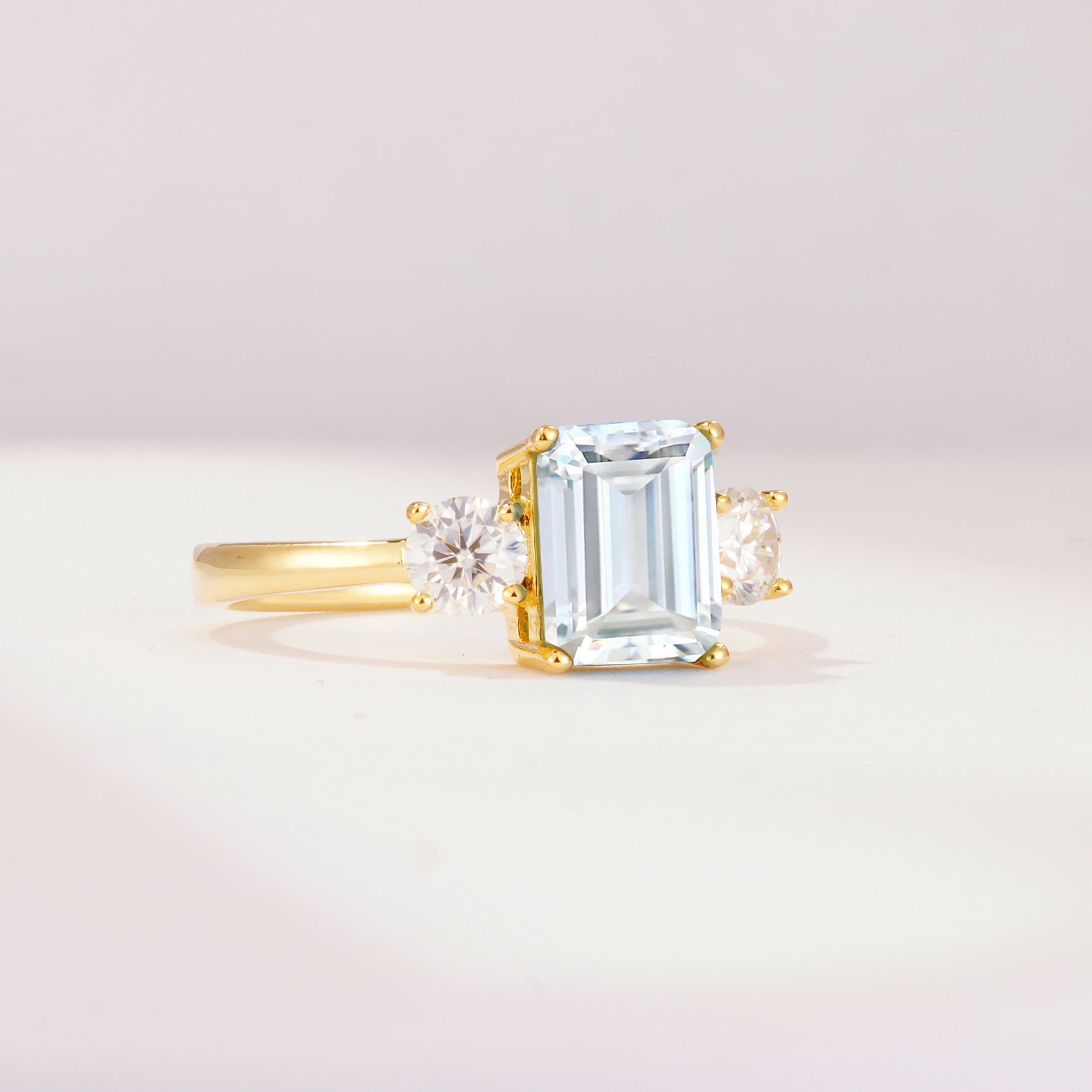 SR09241 Moissanite Ring - White-Gold