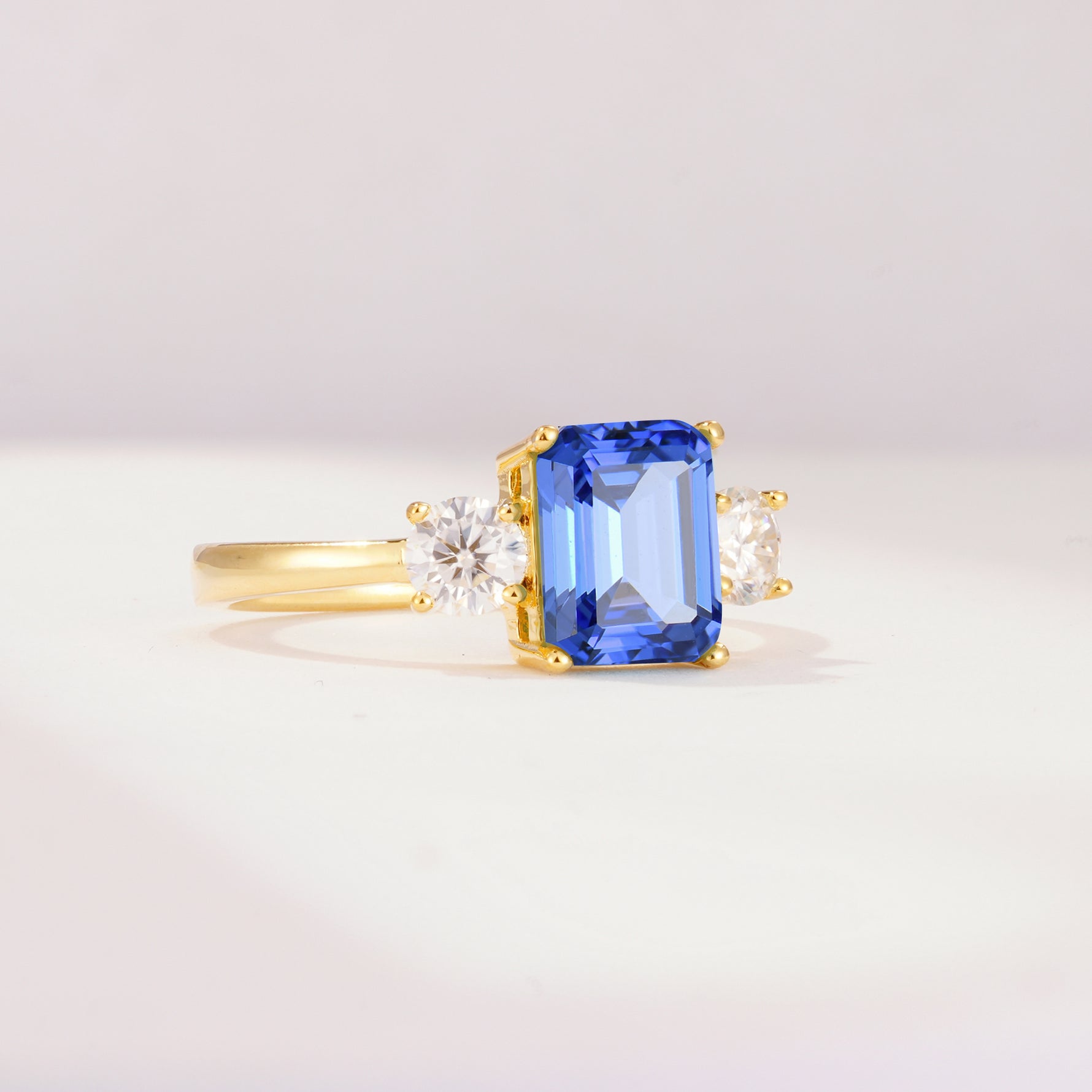 SR09241 Sapphire Ring - White-Gold