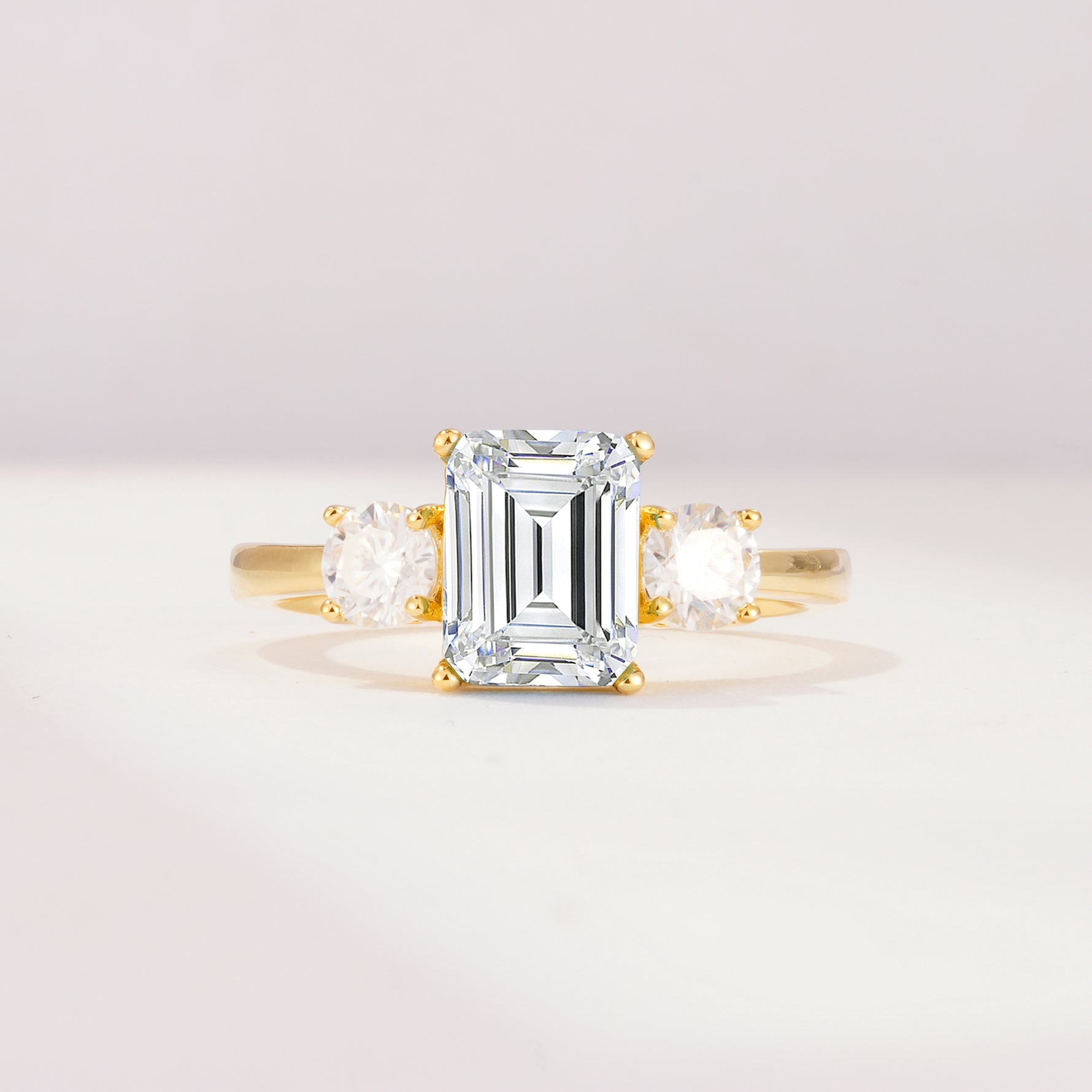 SR09241 Lab Diamond Ring - Yellow-Gold