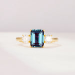 SR09241 Alexandrite Ring - Yellow-Gold