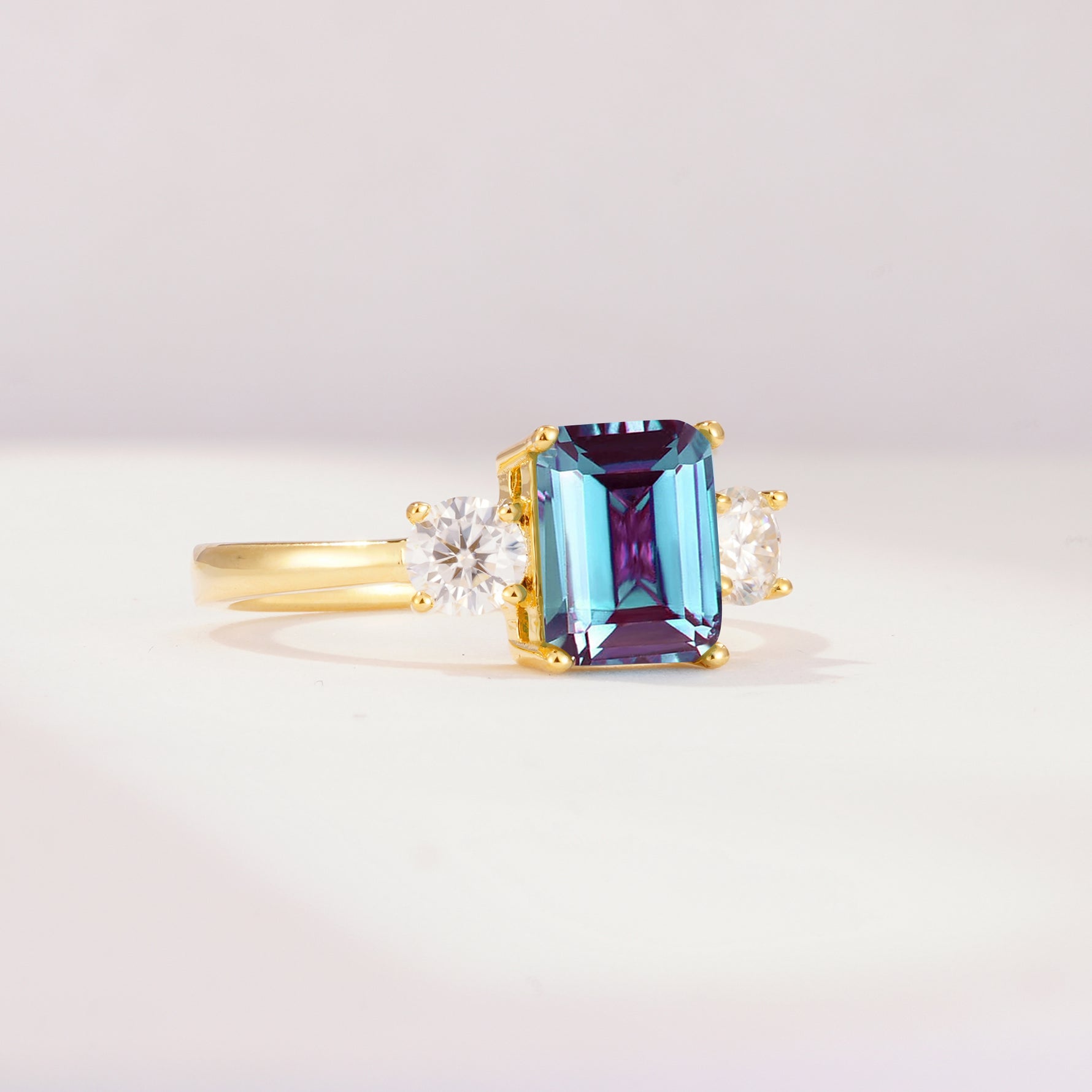 SR09241 Alexandrite Ring - White-Gold