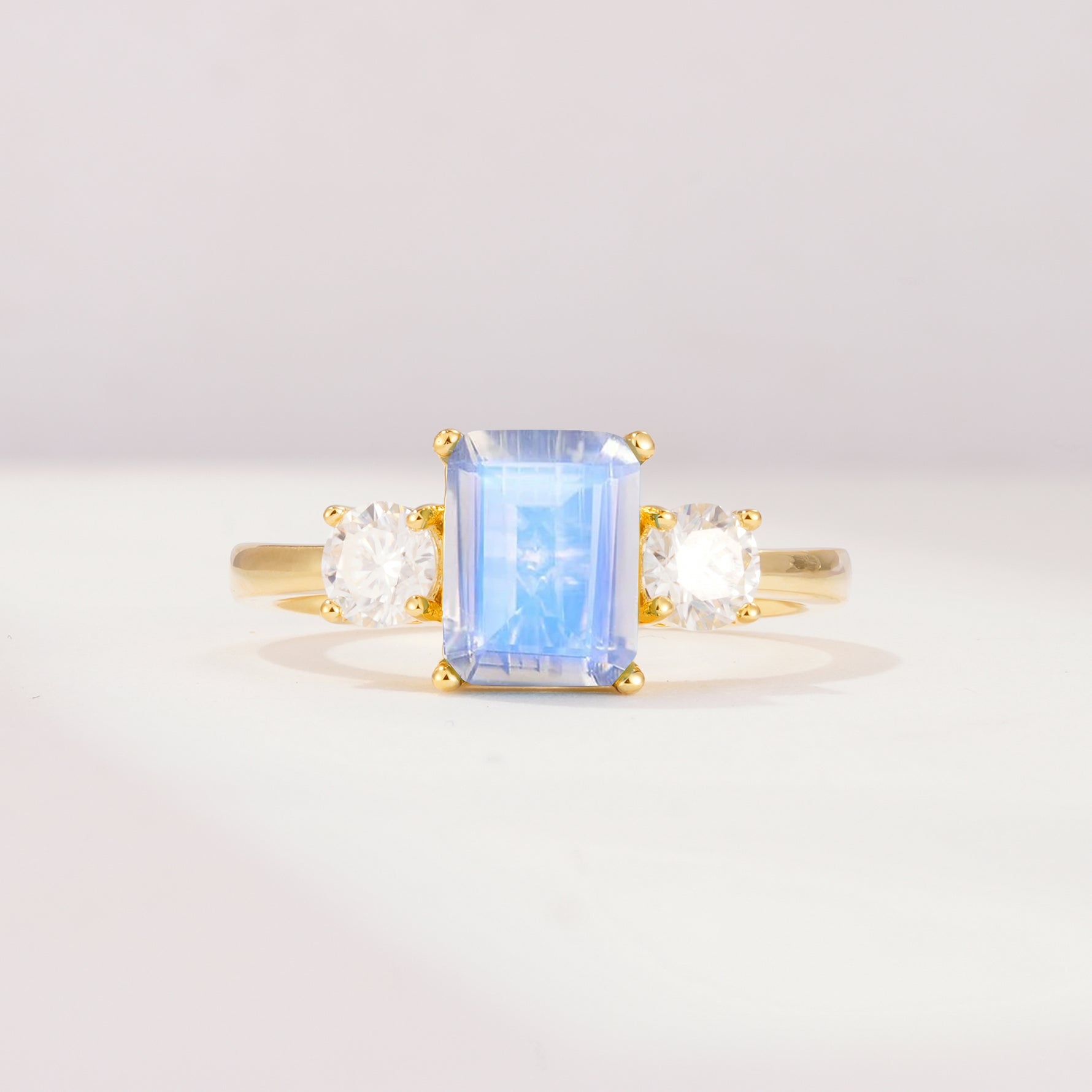 SR09241 Moonstone Ring - Yellow-Gold