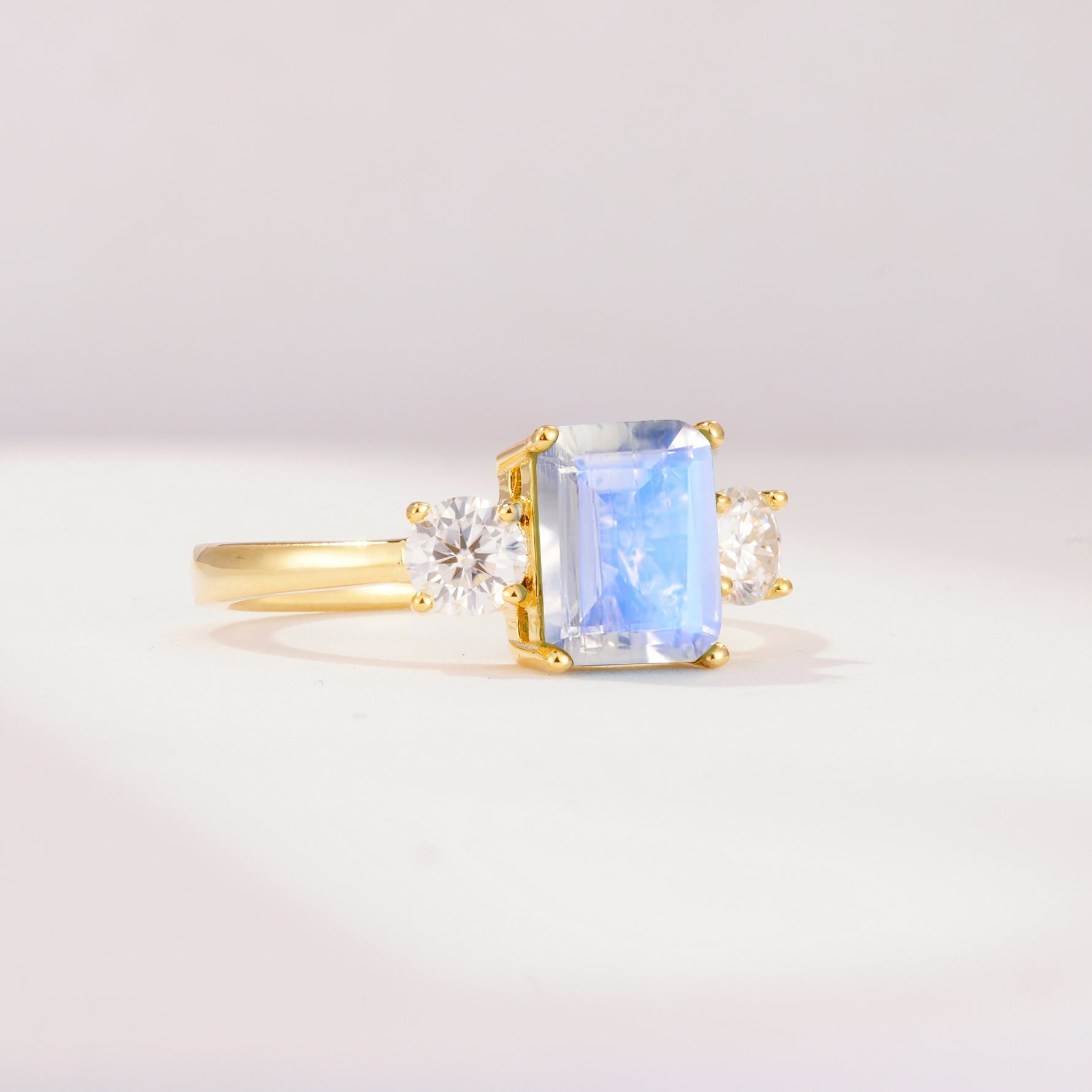 SR09241 Moonstone Ring - White-Gold