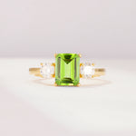 SR09241 Peridot Ring - Yellow-Gold