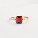 SR09245 Garnet Ring - Additional view