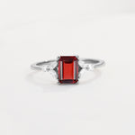 SR09245 Garnet Ring - Additional view