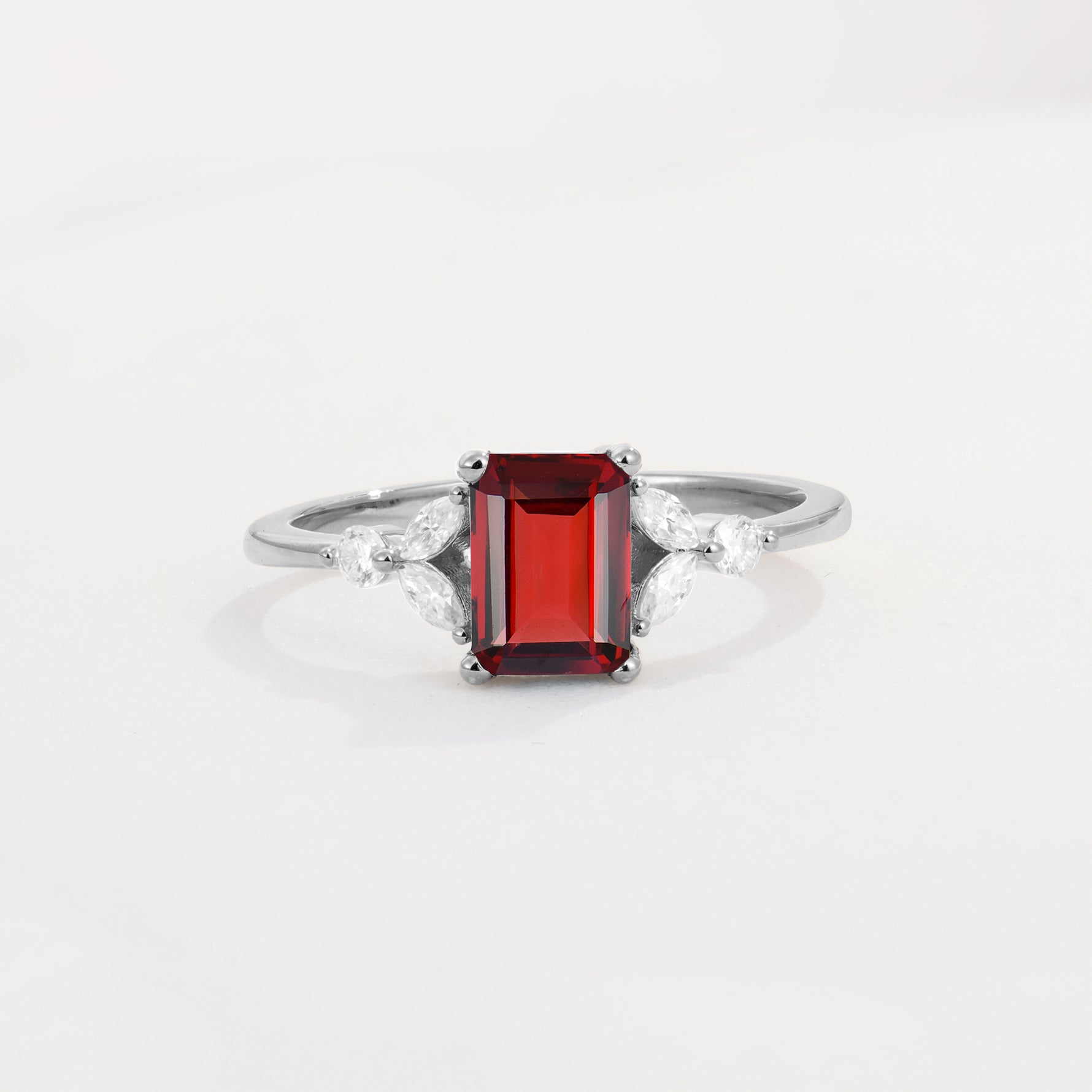 SR09245 Garnet Ring - Additional view