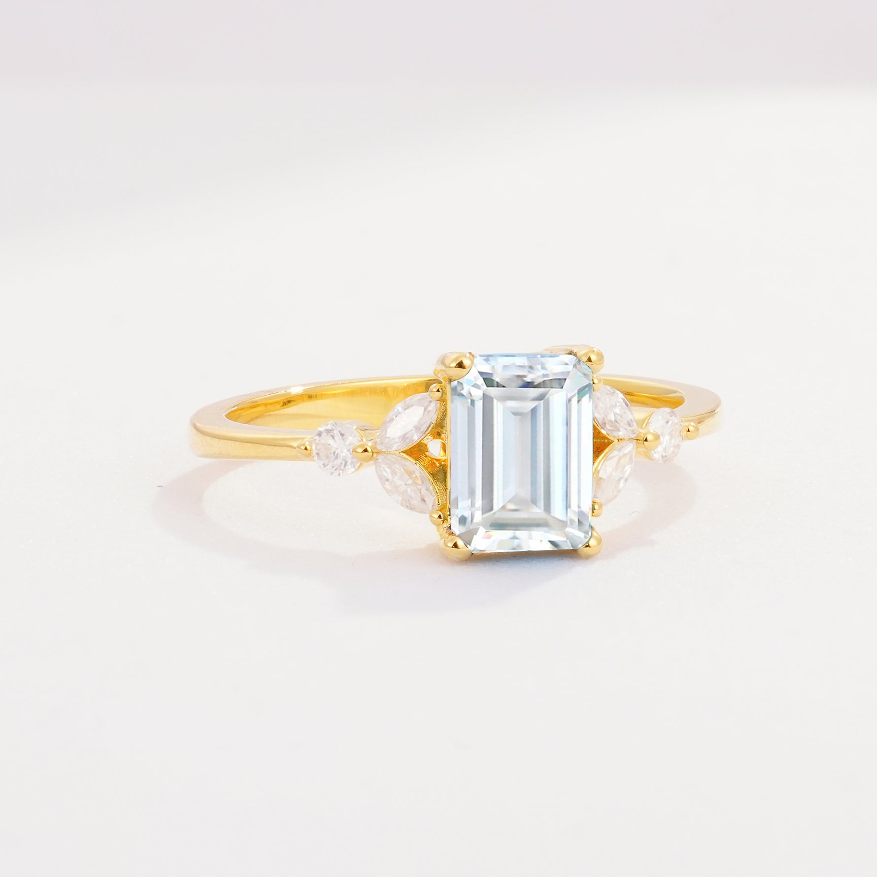SR09245 Moissanite Ring - White-Gold