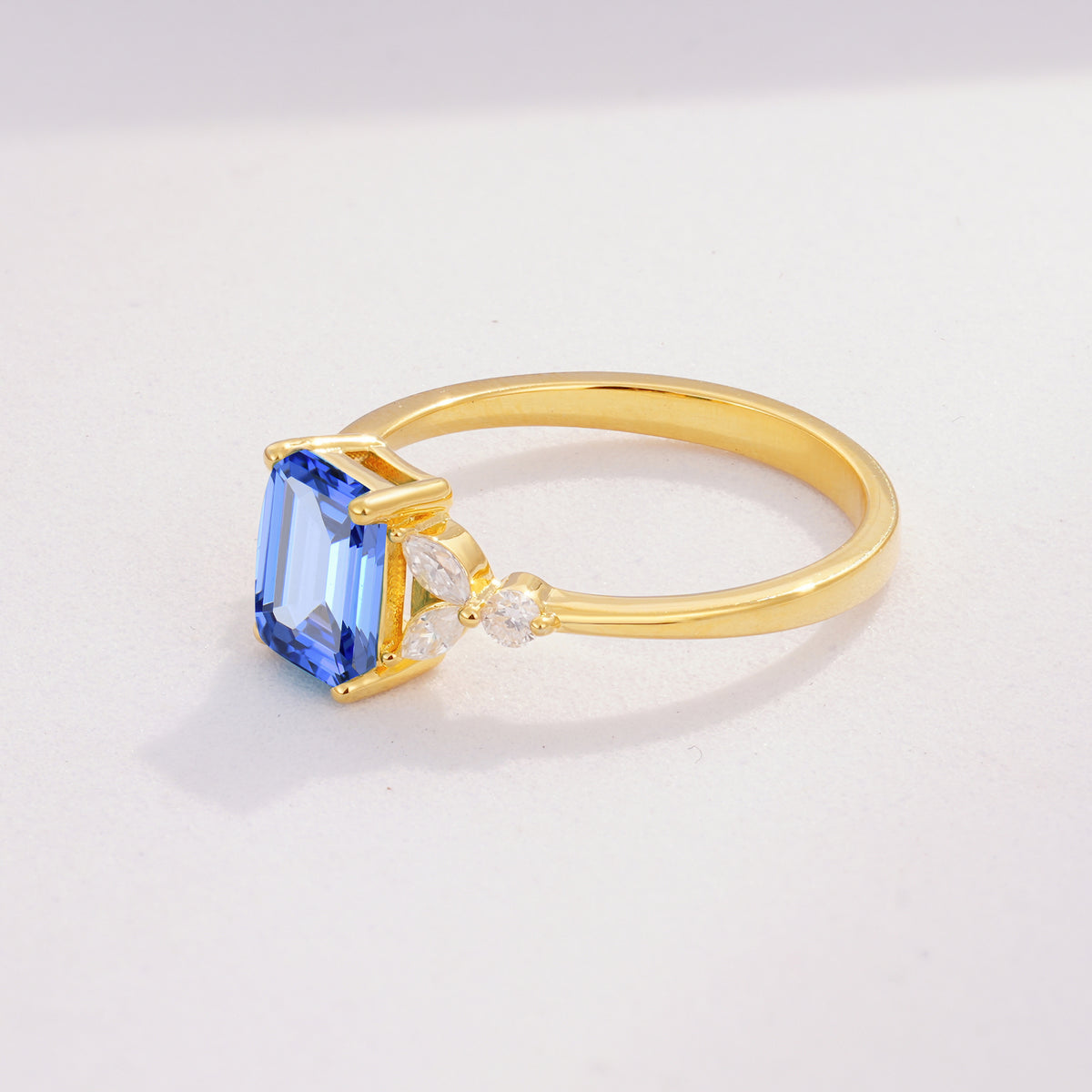 SR09245 Sapphire Ring - Additional view