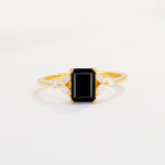 SR09245 Black Onyx Ring - Yellow-Gold