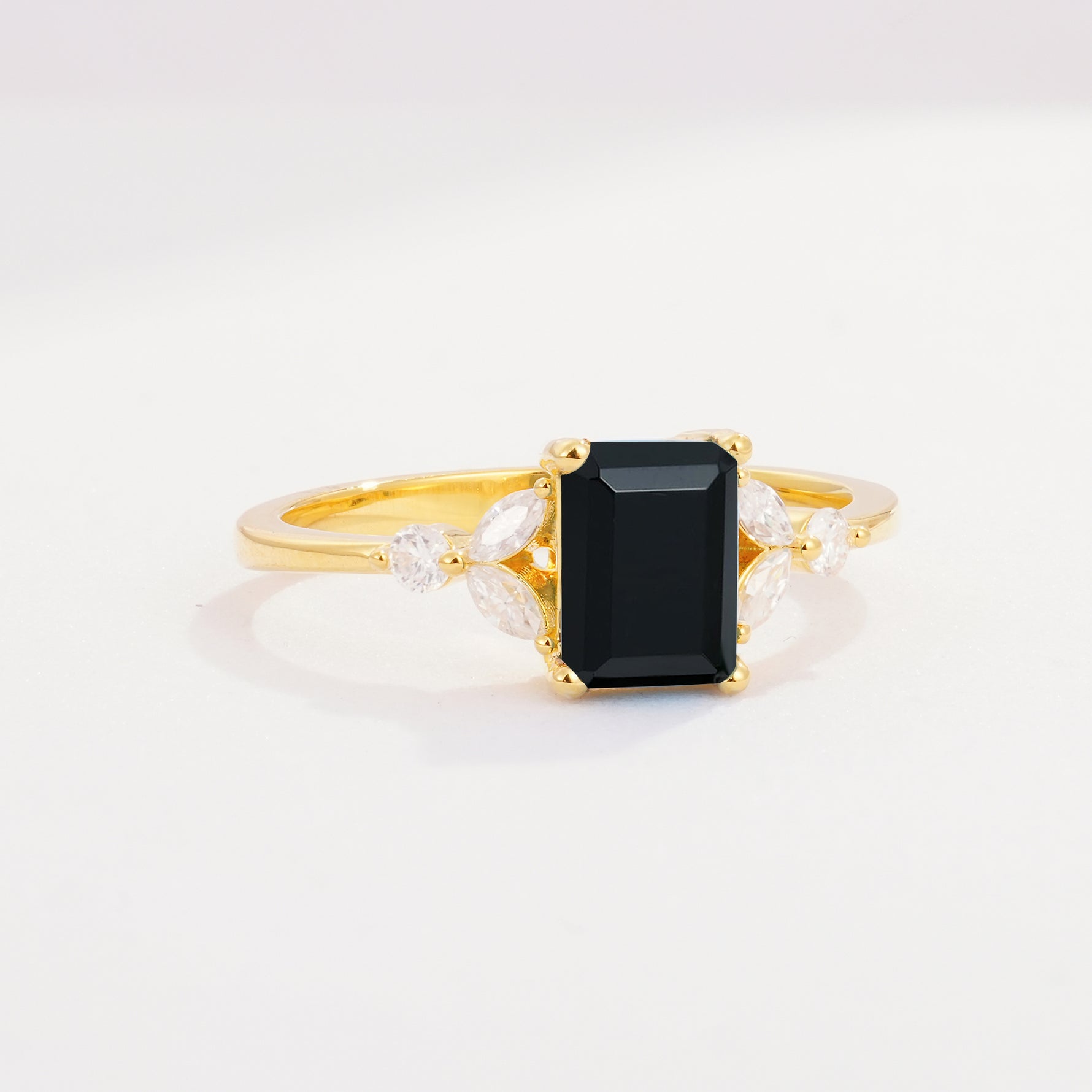 SR09245 Black Onyx Ring - White-Gold