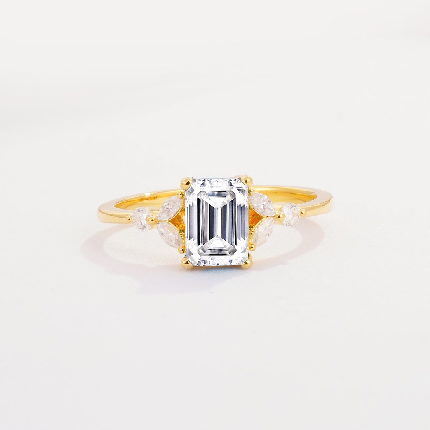 SR09245 Lab Diamond Ring - Yellow-Gold
