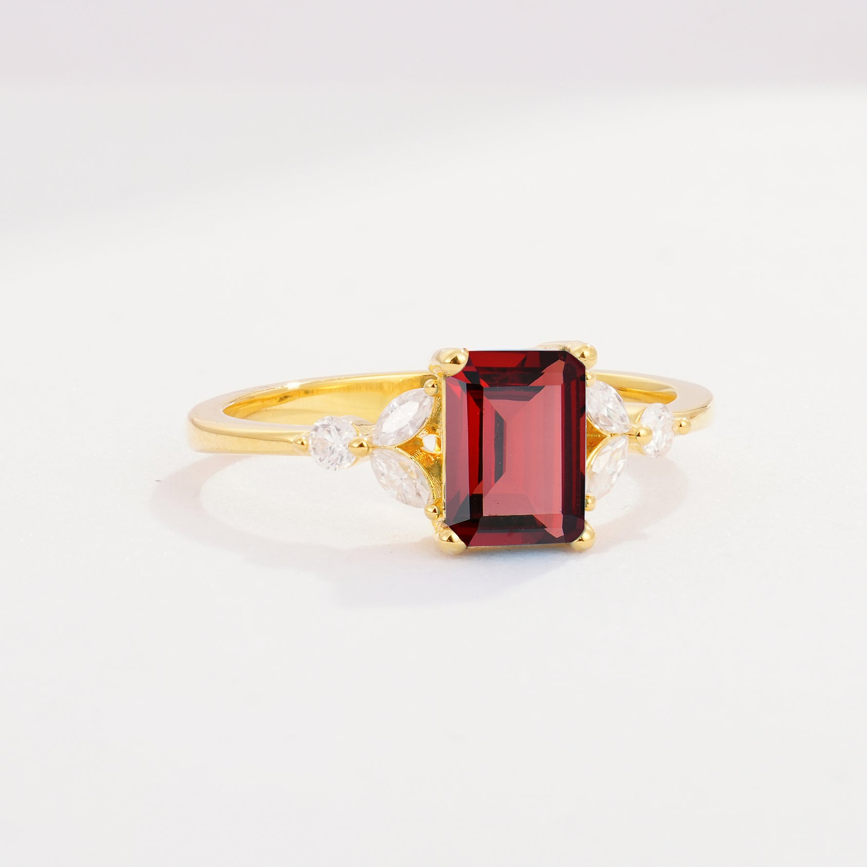 SR09245 Garnet Ring - White-Gold