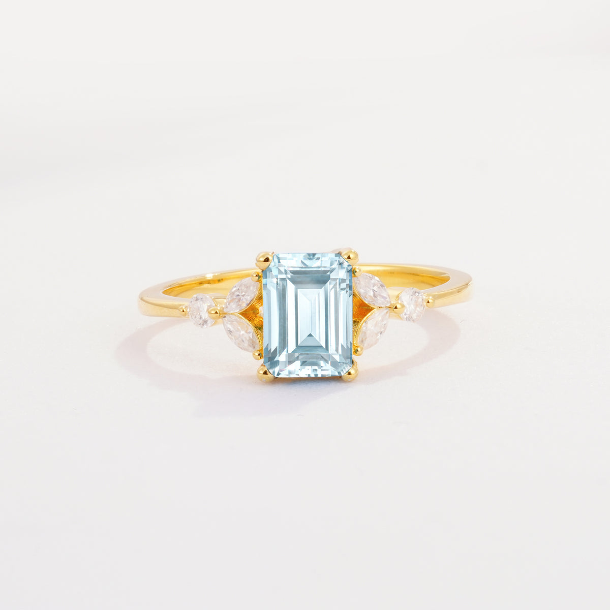 SR09245 Aquamarine Ring - Yellow-Gold