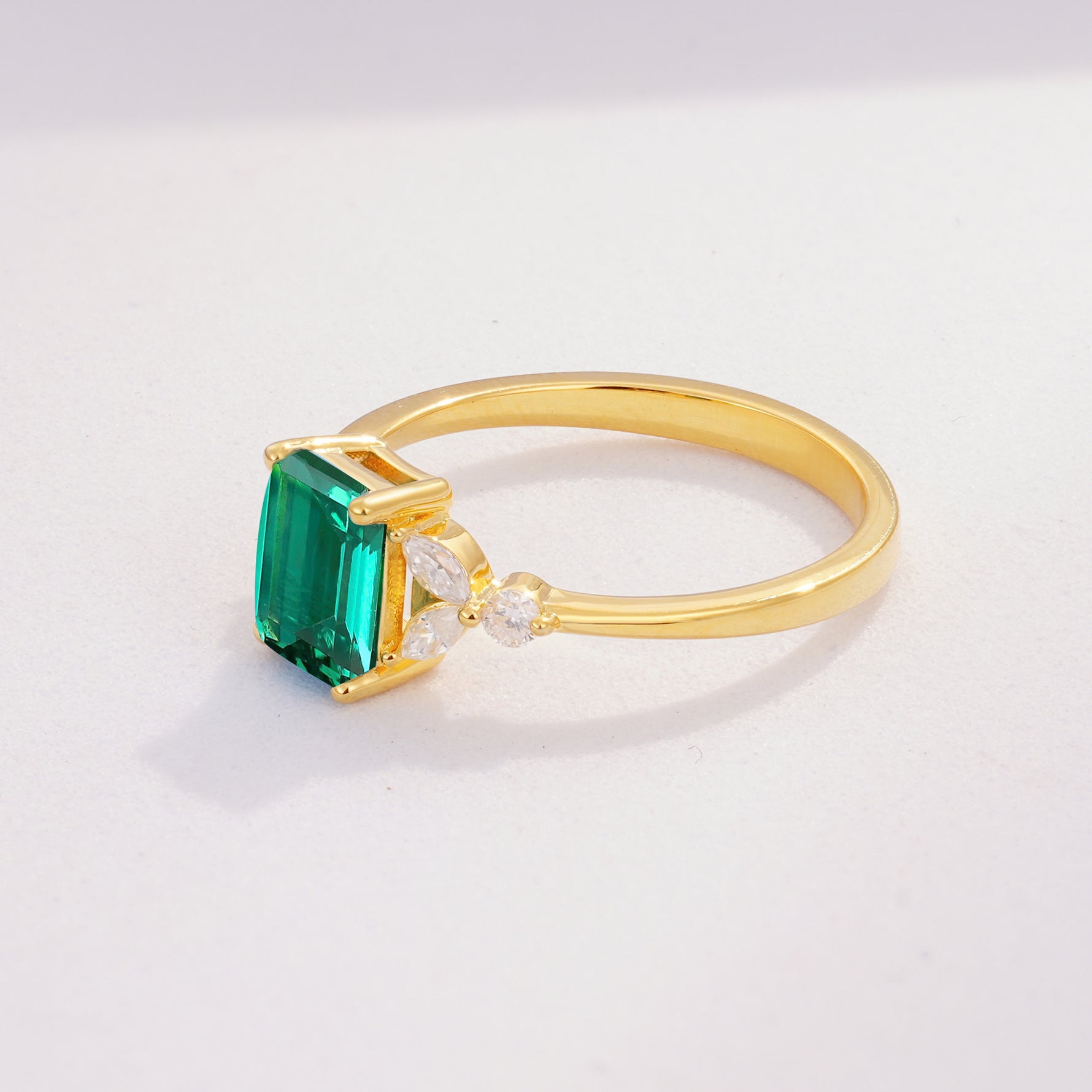SR09245 Emerald Ring - Additional view