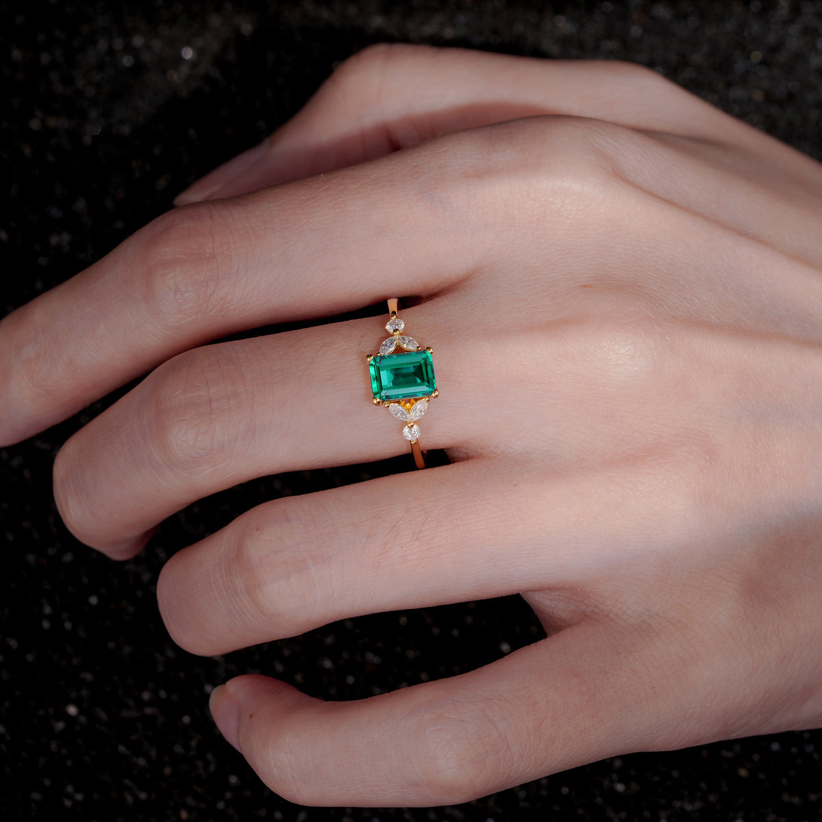 SR09245 Emerald Ring - Rose-Gold