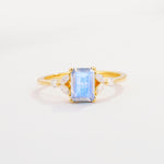 SR09245 Moonstone Ring - Yellow-Gold