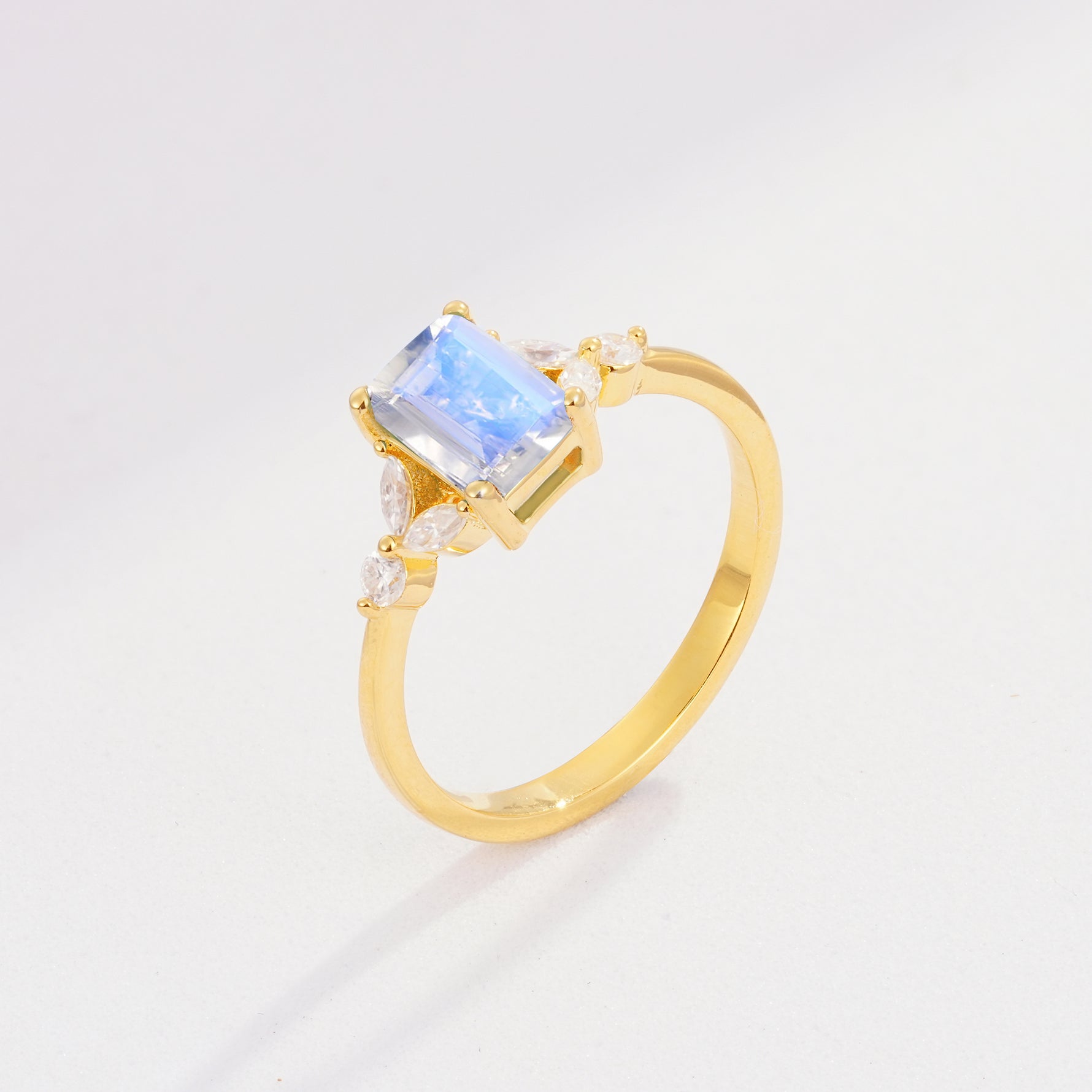 SR09245 Moonstone Ring - Additional view