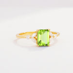 SR09245 Peridot Ring - White-Gold
