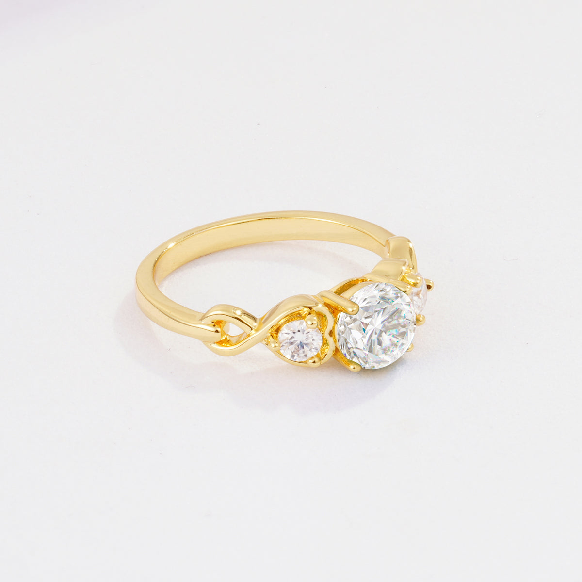 SR10658 Moissanite Ring - White-Gold