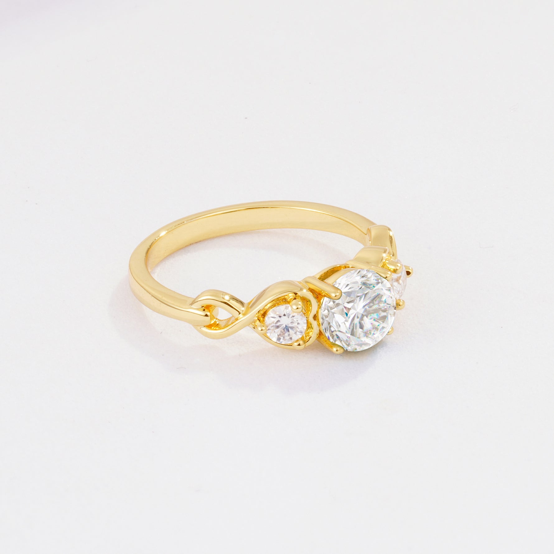 SR10658 Moissanite Ring - White-Gold