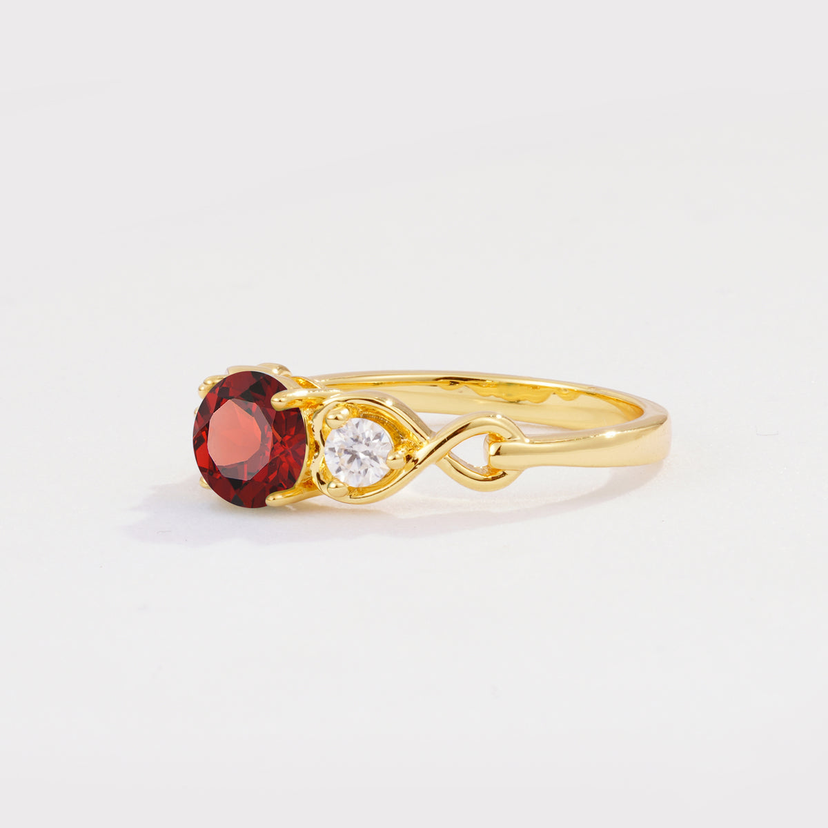 SR10658 Garnet Ring - Additional view