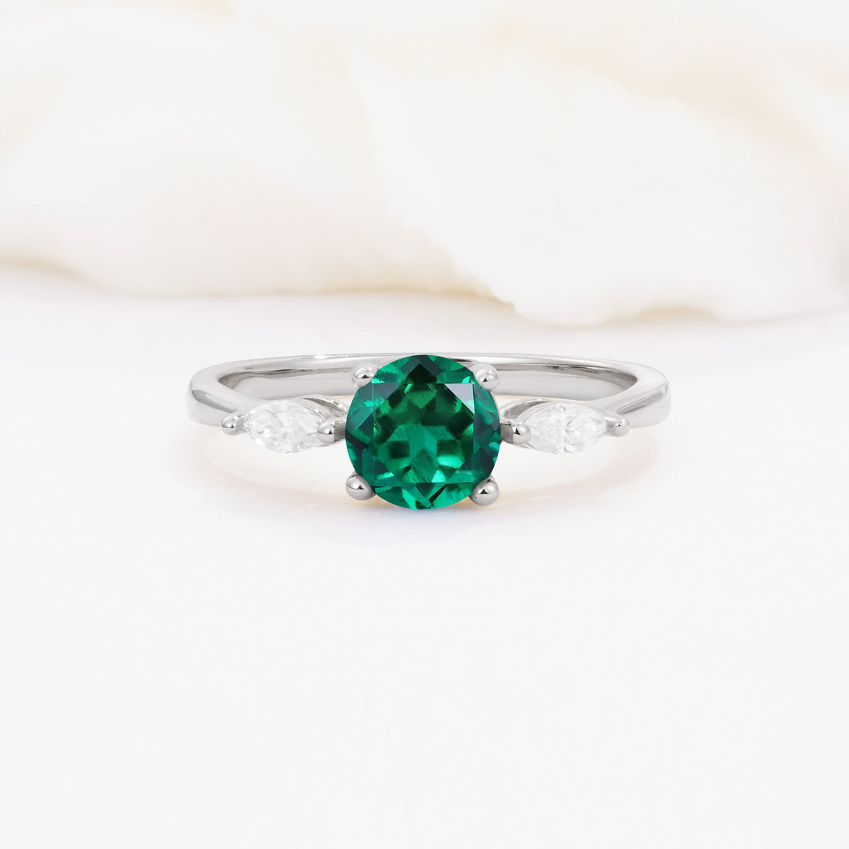 SR10909 Emerald Ring - Additional view