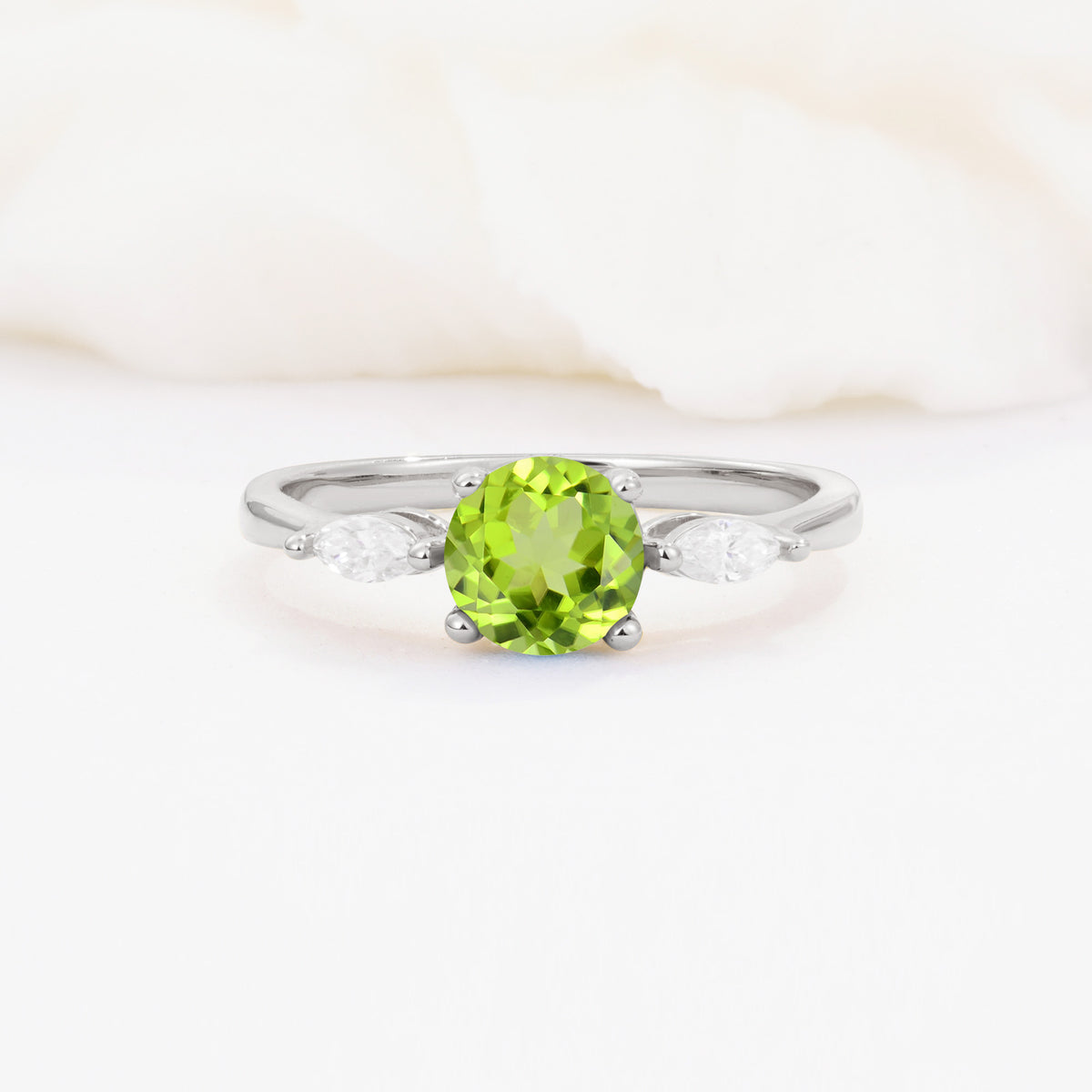 SR10909 Peridot Ring - Additional view