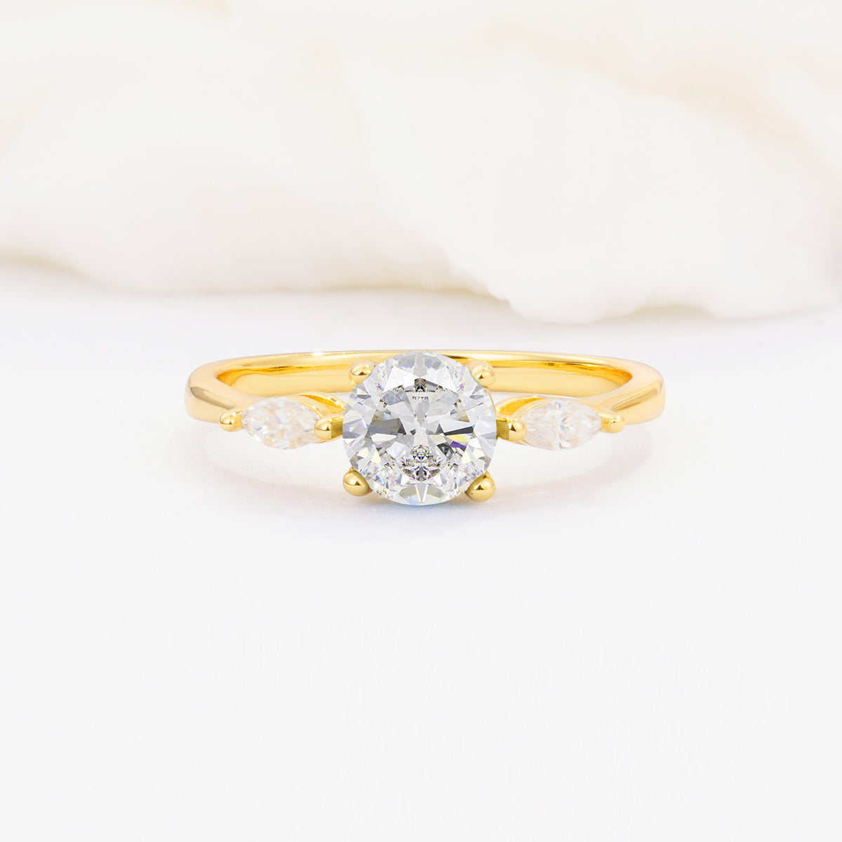SR10909 Moissanite Ring - Yellow-Gold
