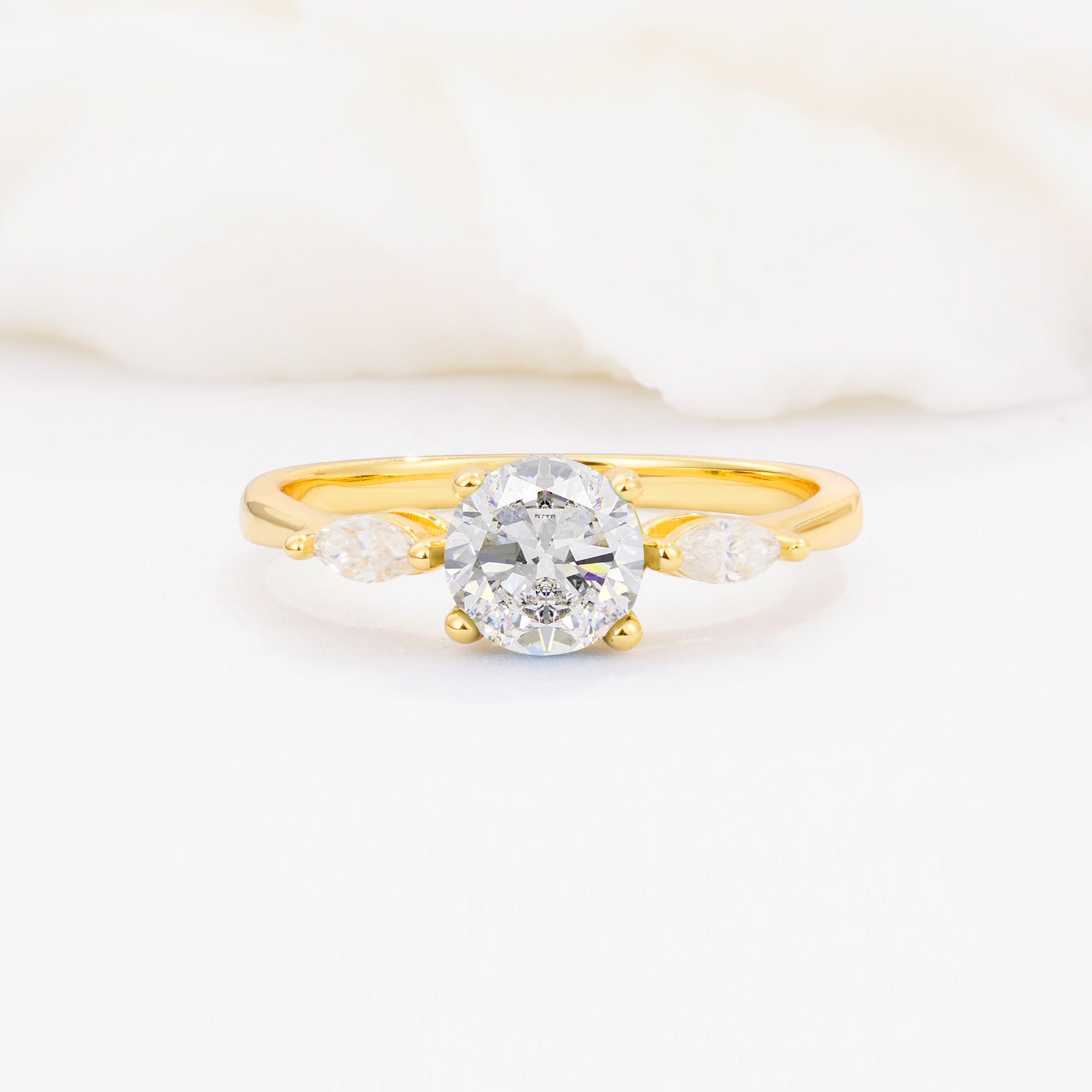 SR10909 Moissanite Ring - Yellow-Gold