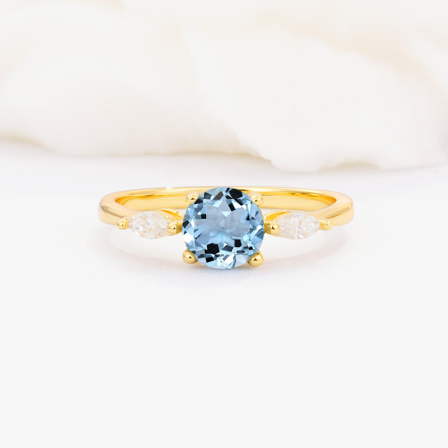 SR10909 Aquamarine Ring - Yellow-Gold