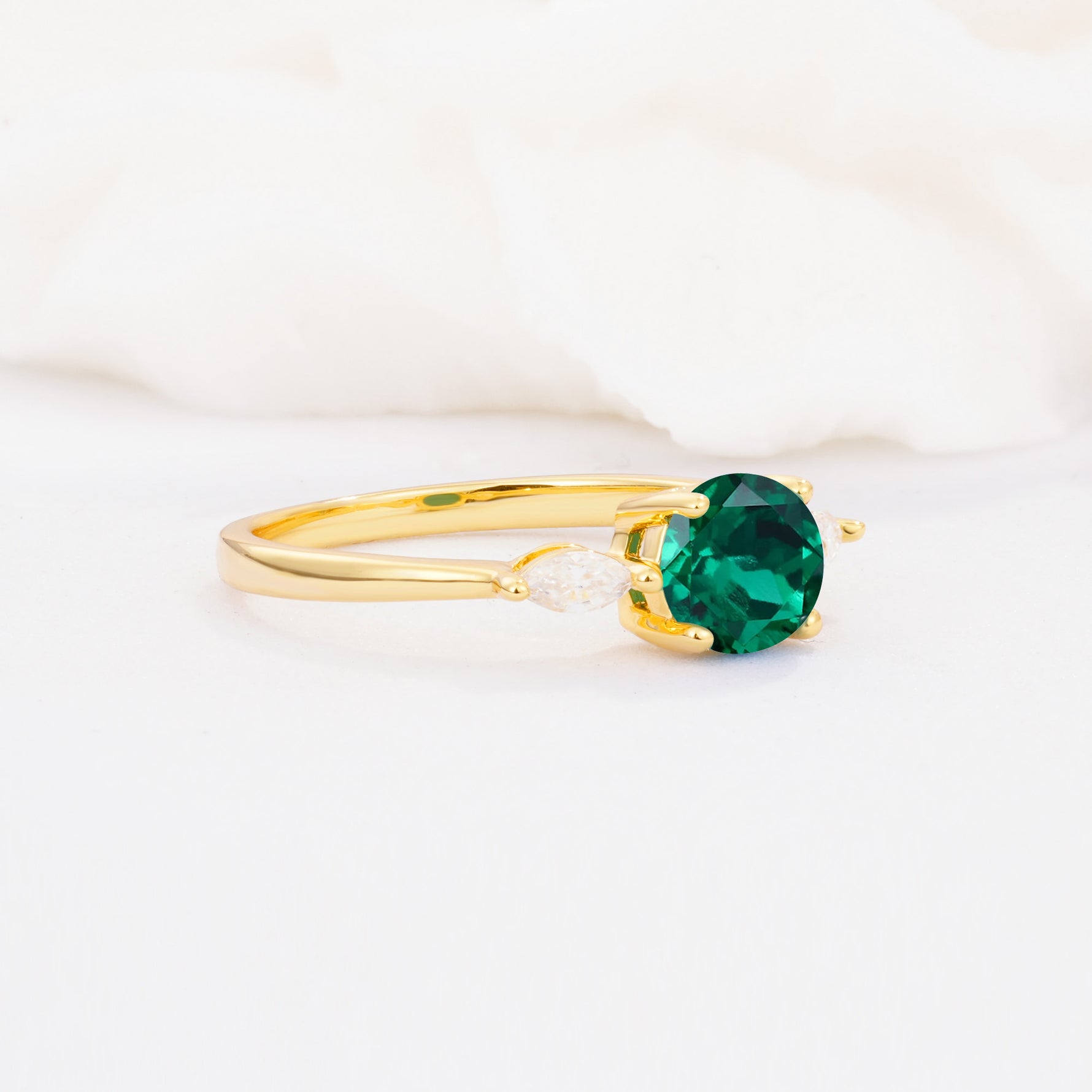 SR10909 Emerald Ring - White-Gold