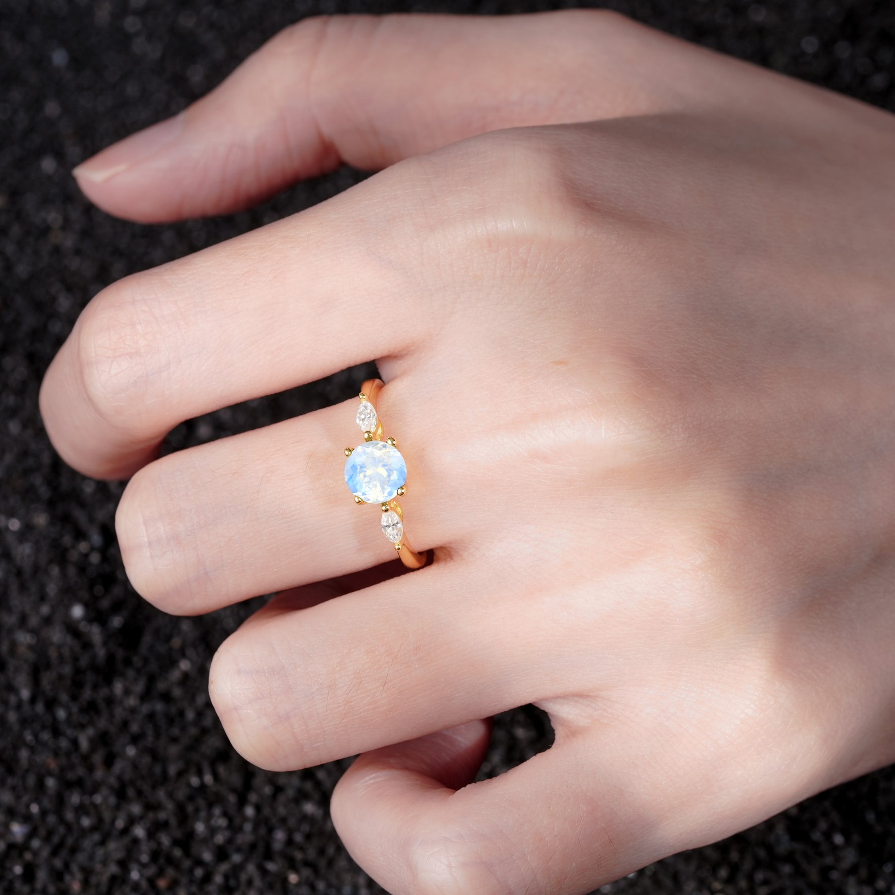 SR10909 Moonstone Ring - Rose-Gold