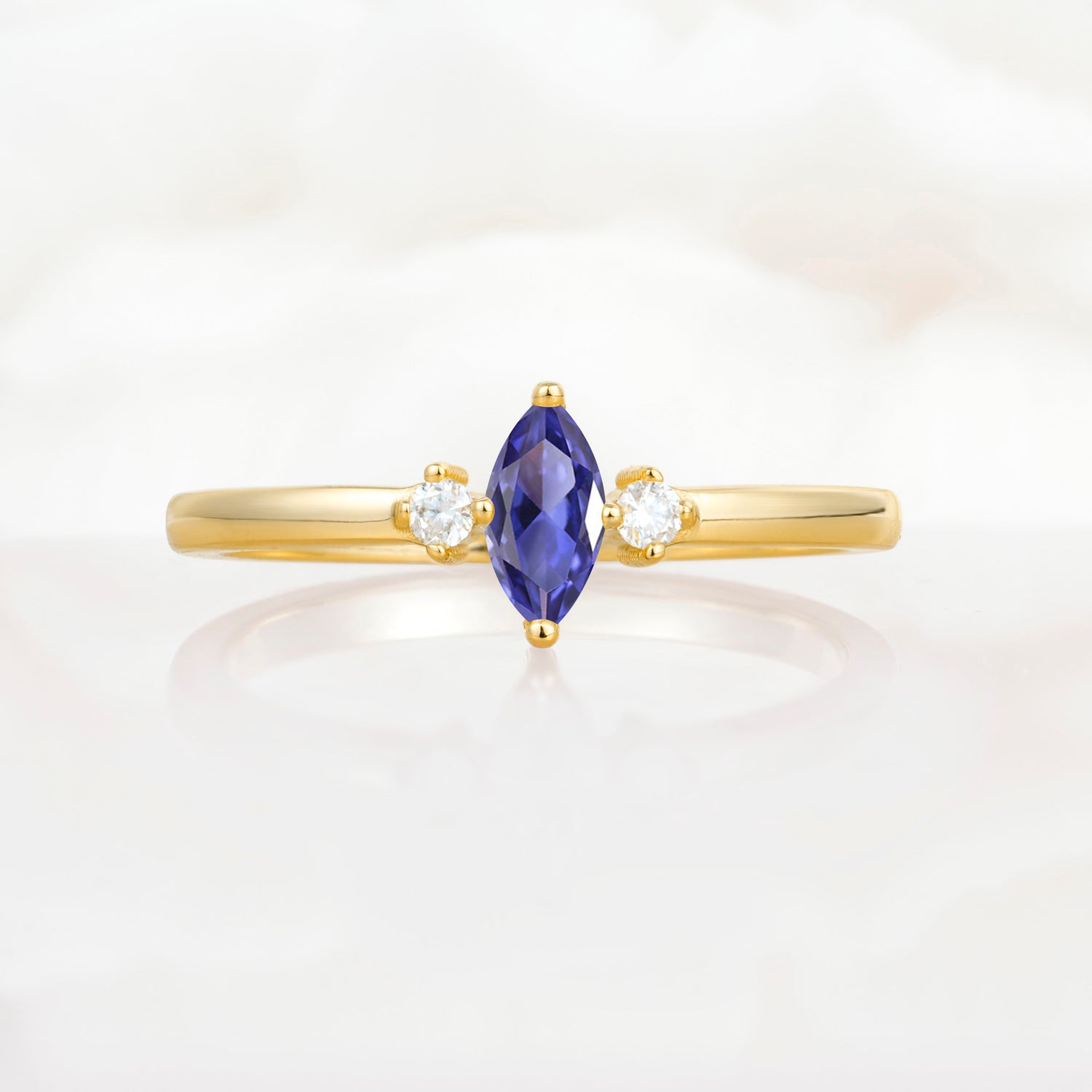 SR11083 Tanzanite Ring - Yellow-Gold
