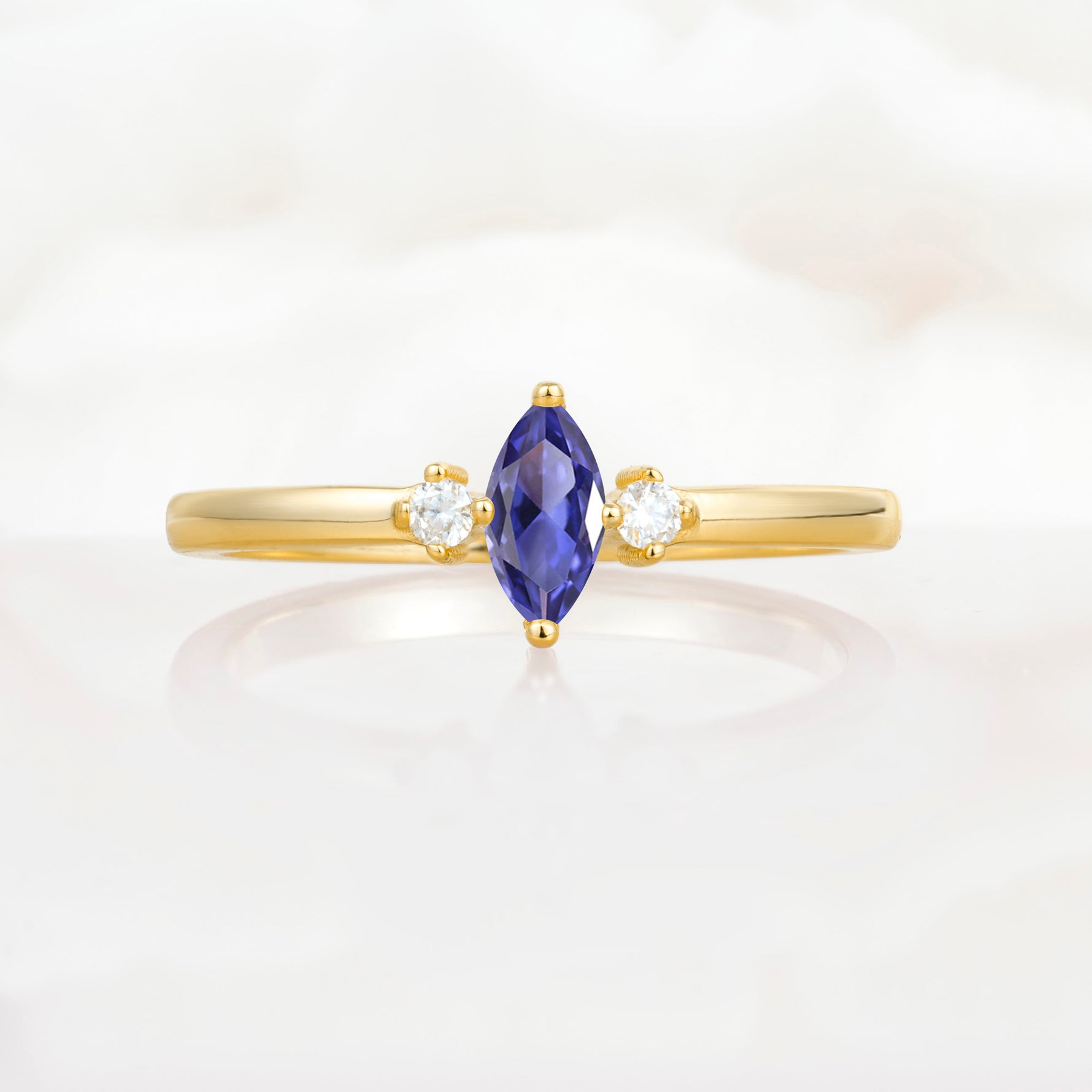 SR11083 Tanzanite Ring - Yellow-Gold
