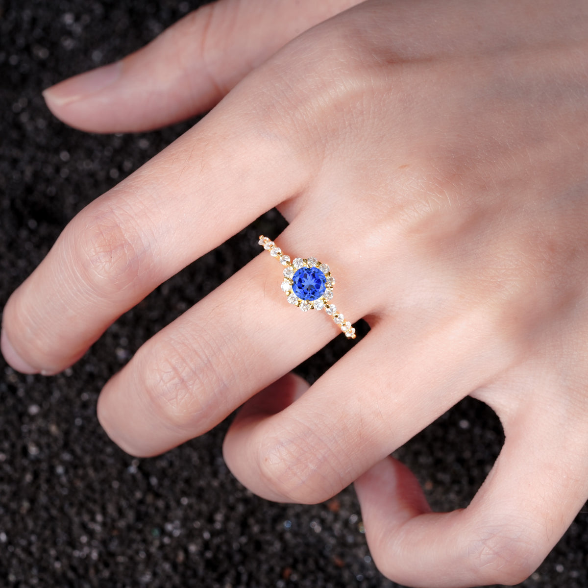 SR11138 Sapphire Ring - Rose-Gold