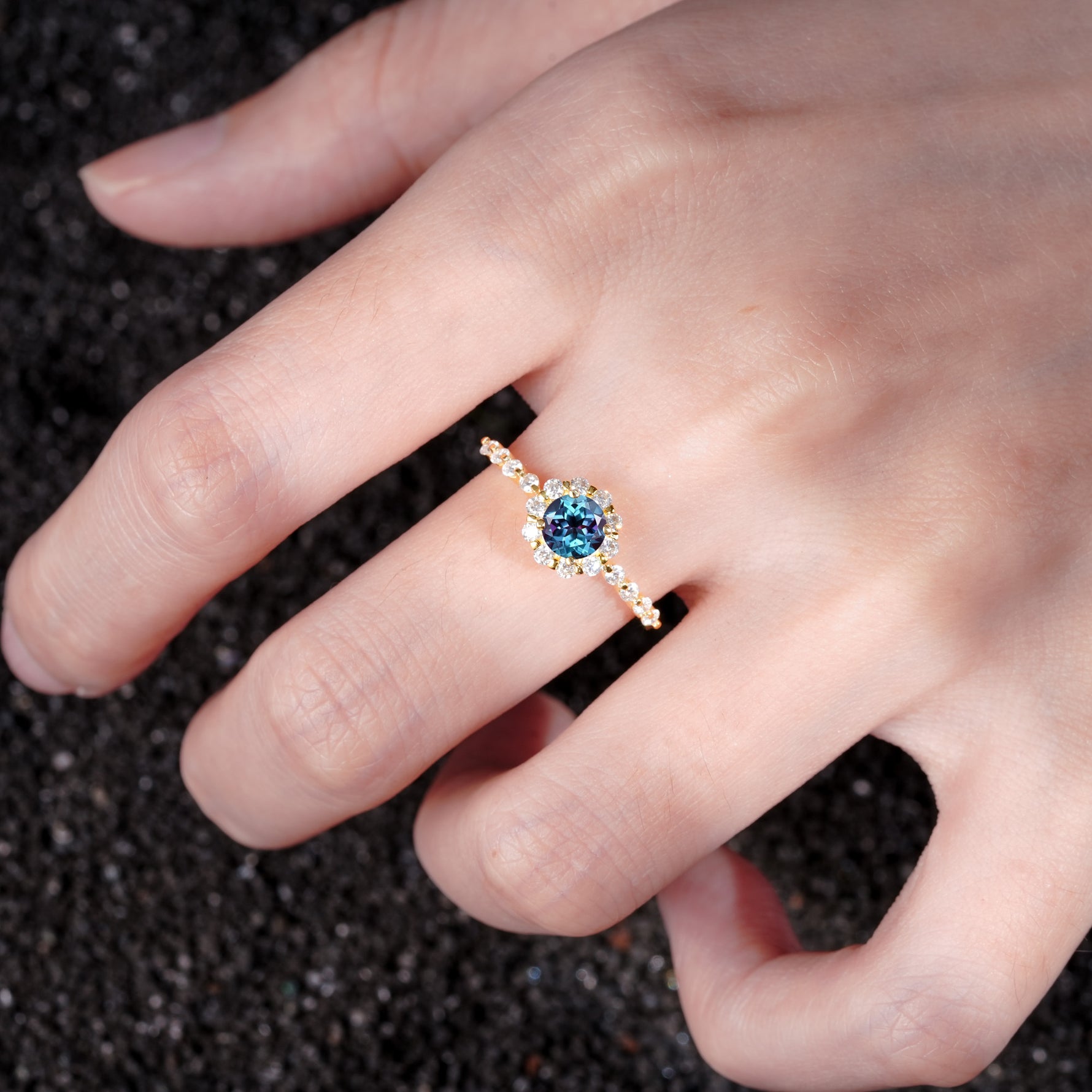 SR11138 Alexandrite Ring - Rose-Gold