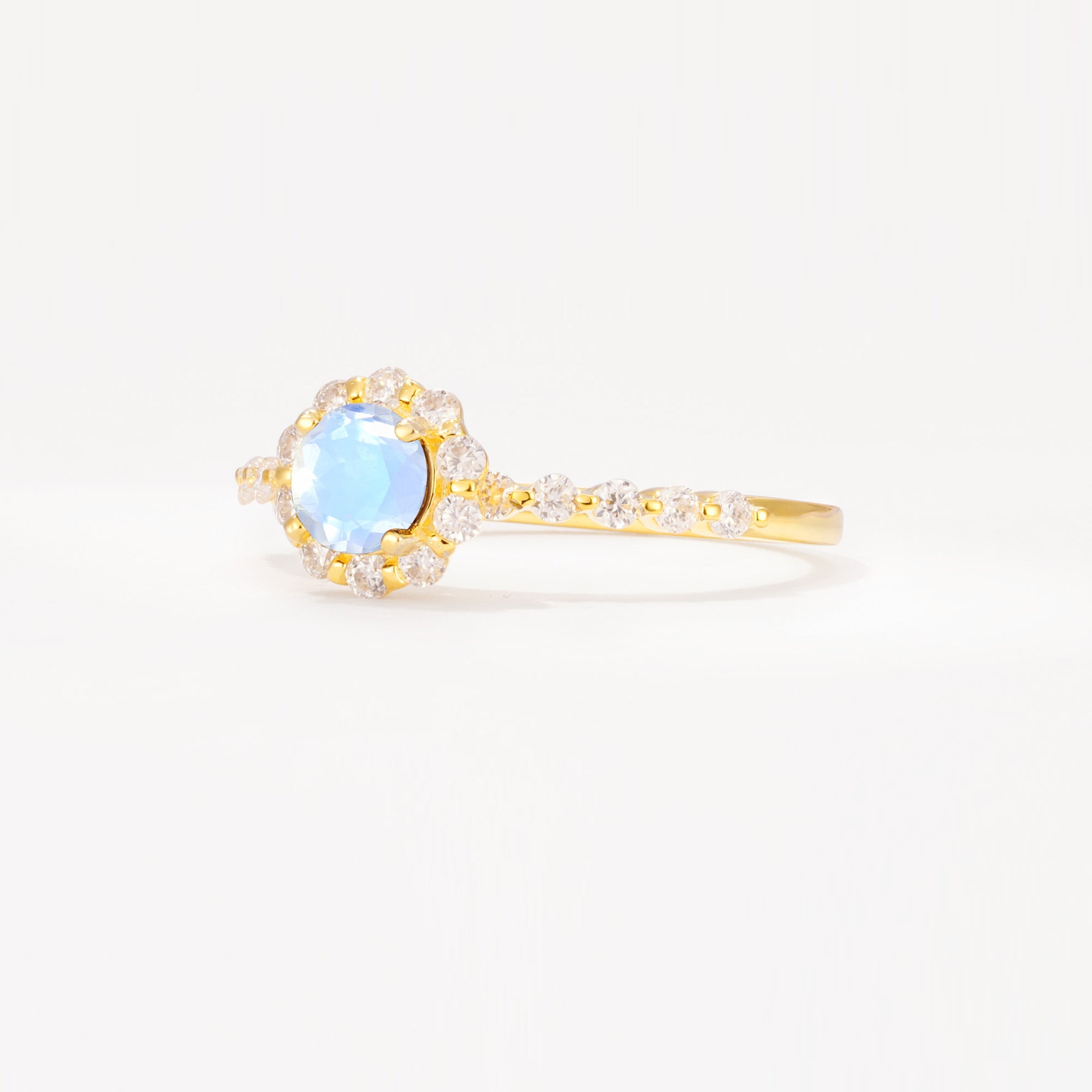 SR11138 Moonstone Ring - White-Gold