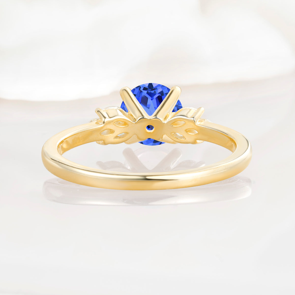 SR11590 Sapphire Ring - Additional view